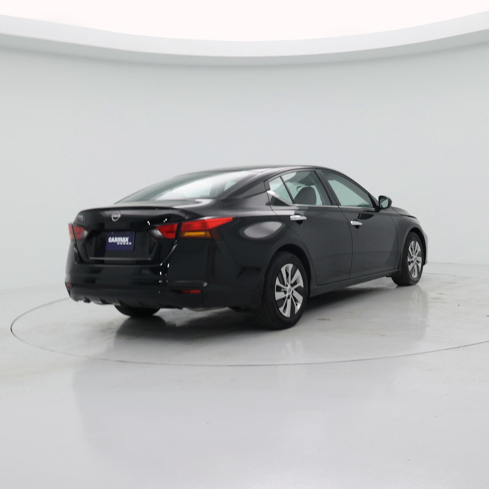 Thumbnail: 2023 Nissan Altima - 8