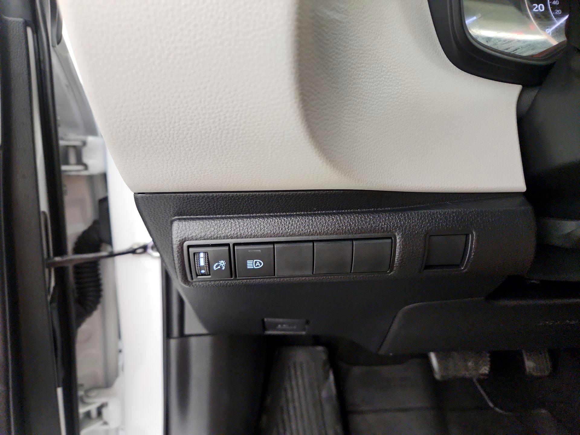 Thumbnail: 2022 Toyota Corolla - 13