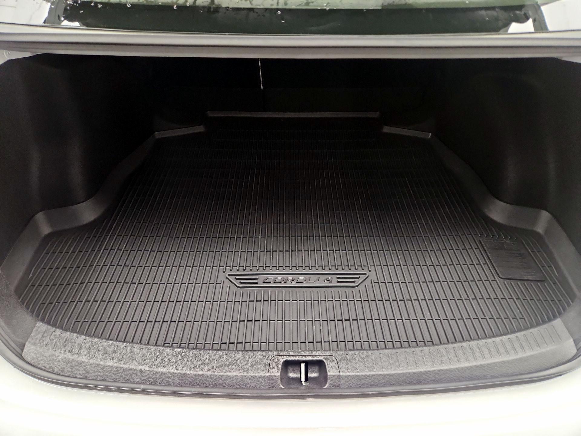 Thumbnail: 2022 Toyota Corolla - 20