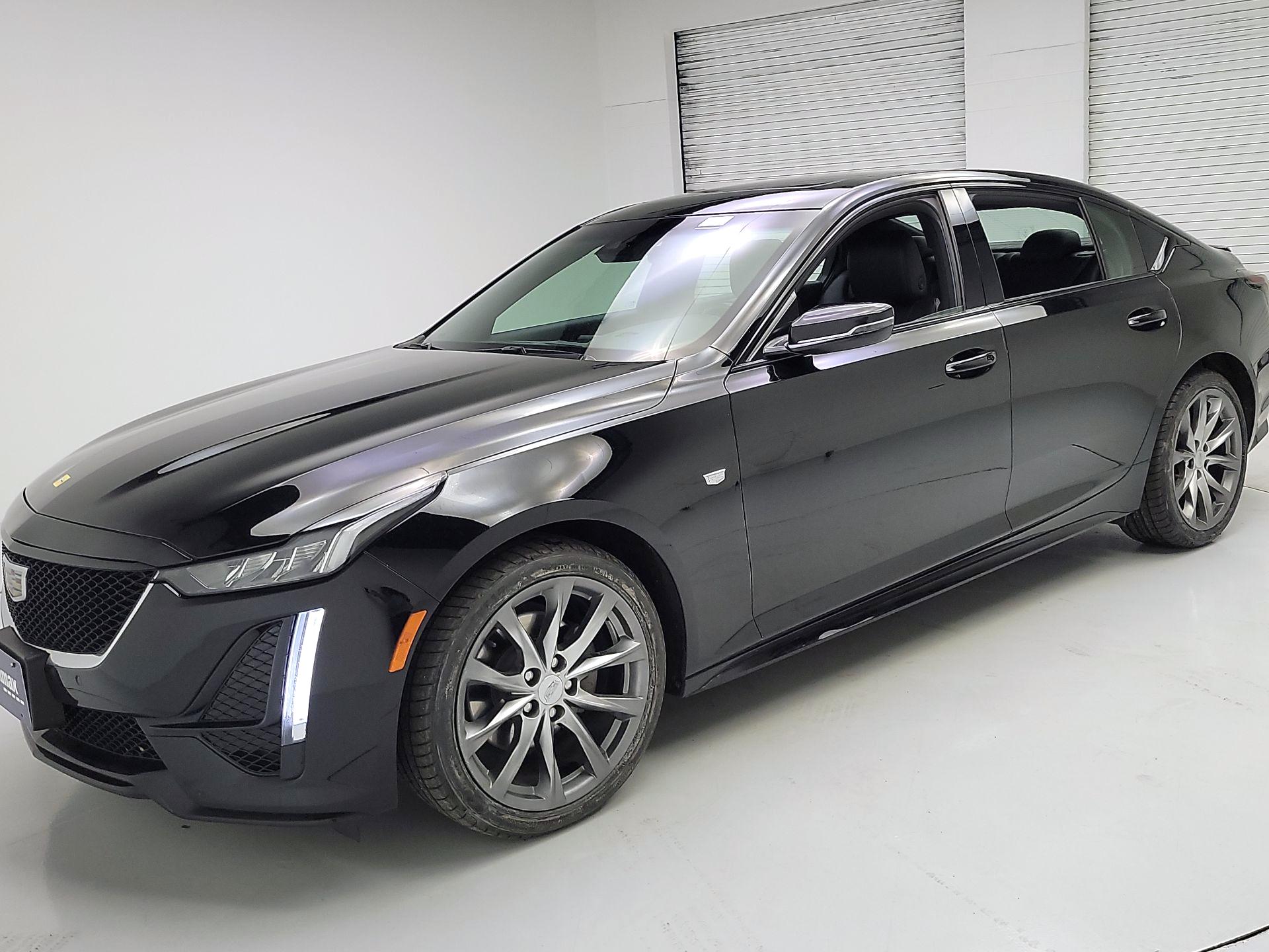 Thumbnail: 2022 Cadillac CT5 - 3