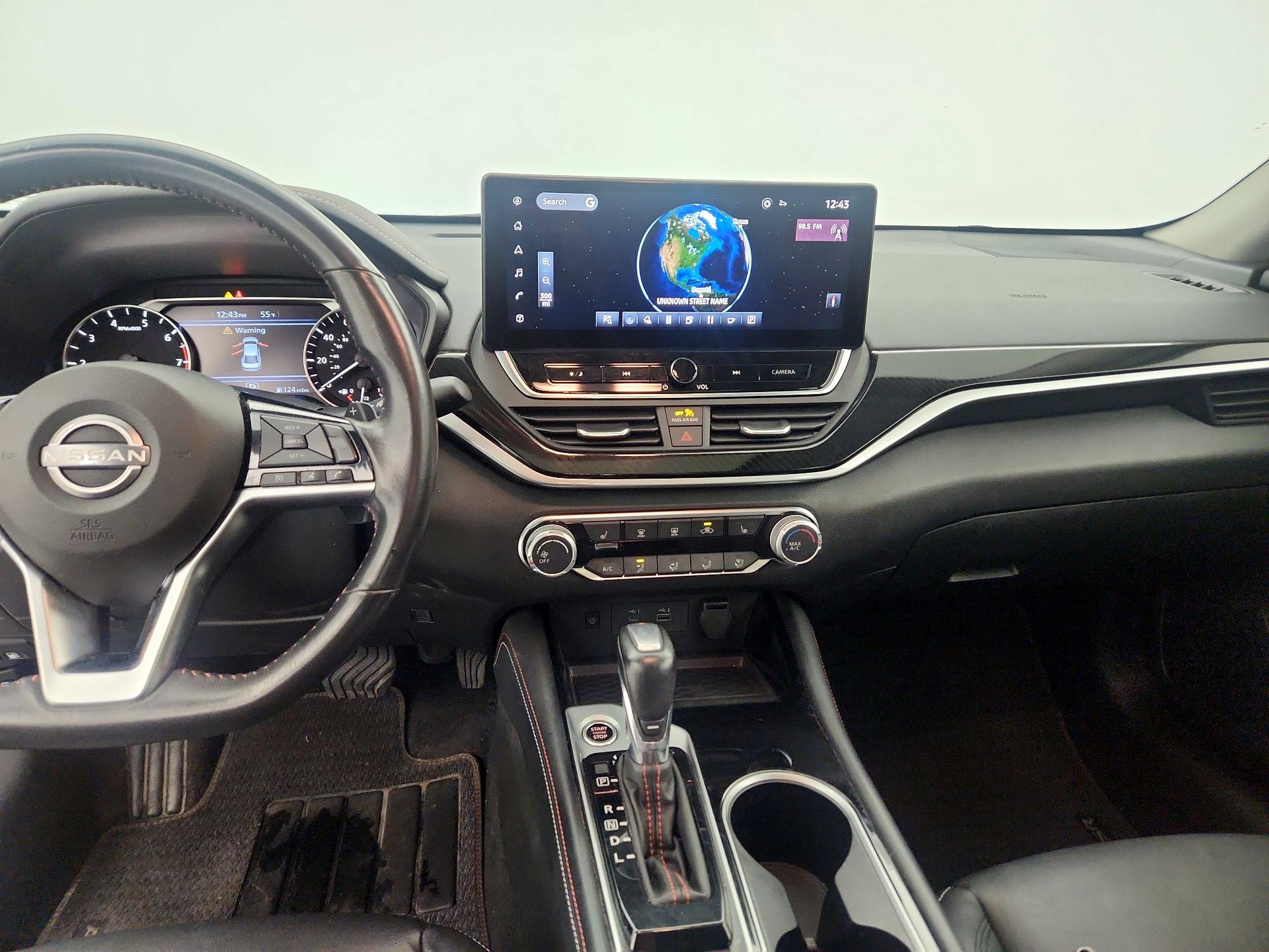 Thumbnail: 2023 Nissan Altima - 9