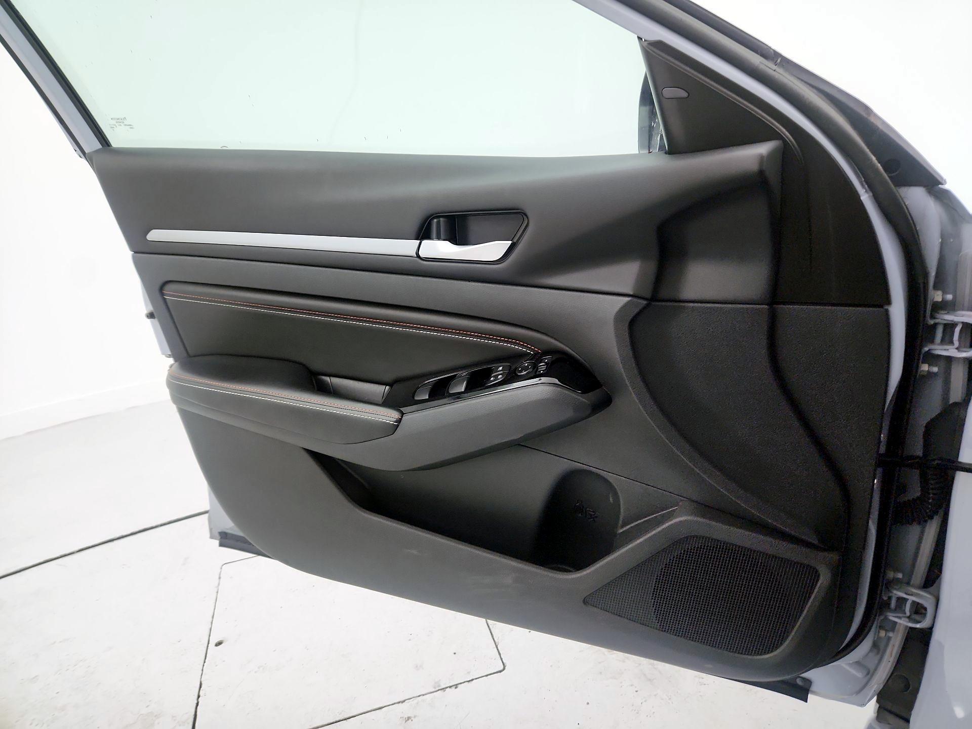 Thumbnail: 2023 Nissan Altima - 12