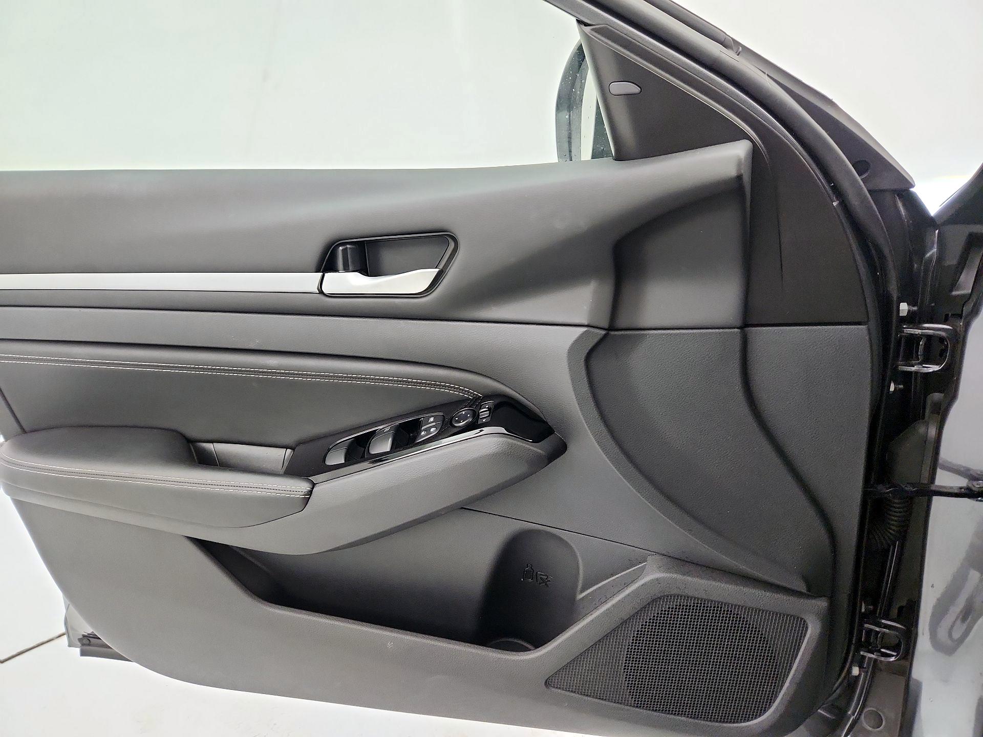 Thumbnail: 2023 Nissan Altima - 12