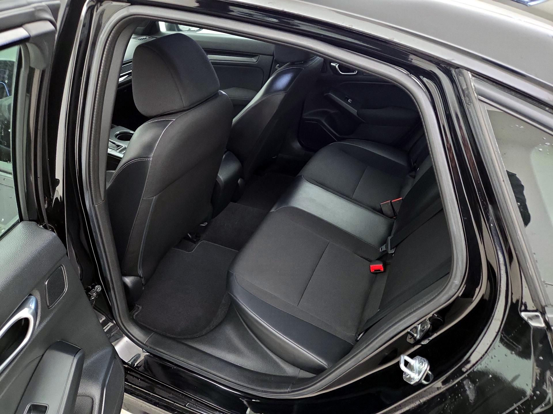 Thumbnail: 2023 Honda Civic - 19