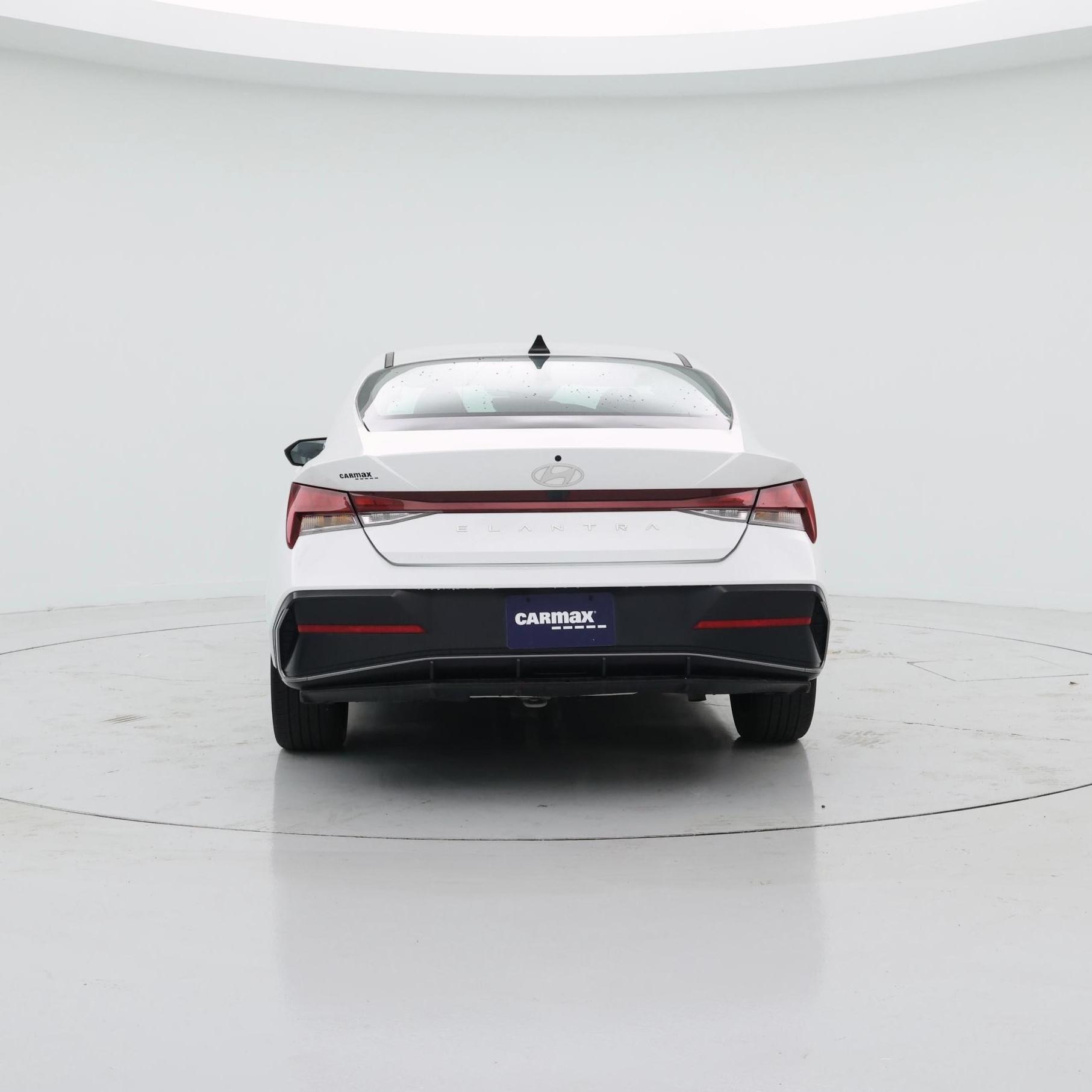 Thumbnail: 2024 Hyundai Elantra - 6