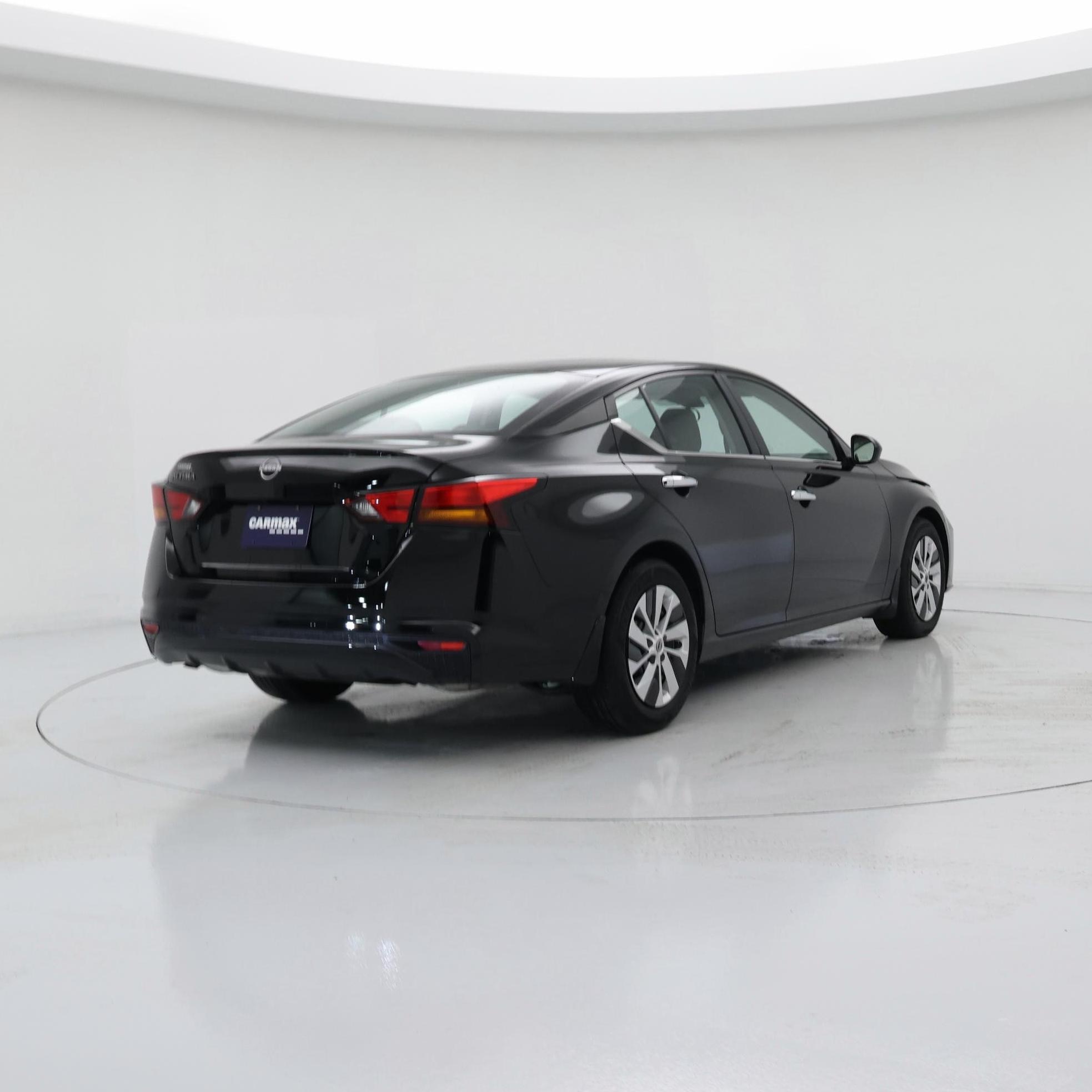 Thumbnail: 2023 Nissan Altima - 8