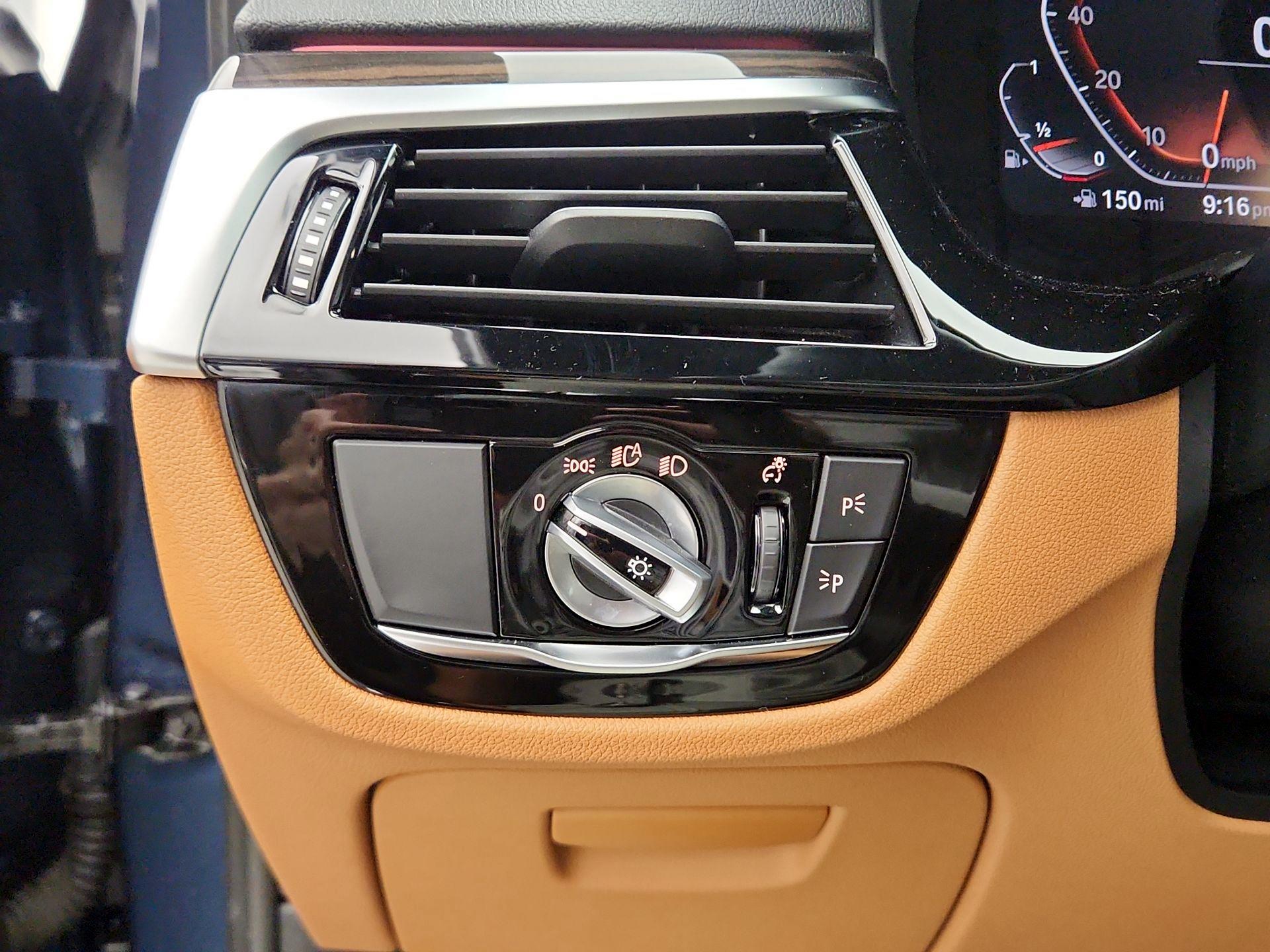 Thumbnail: 2023 BMW 5 Series - 13