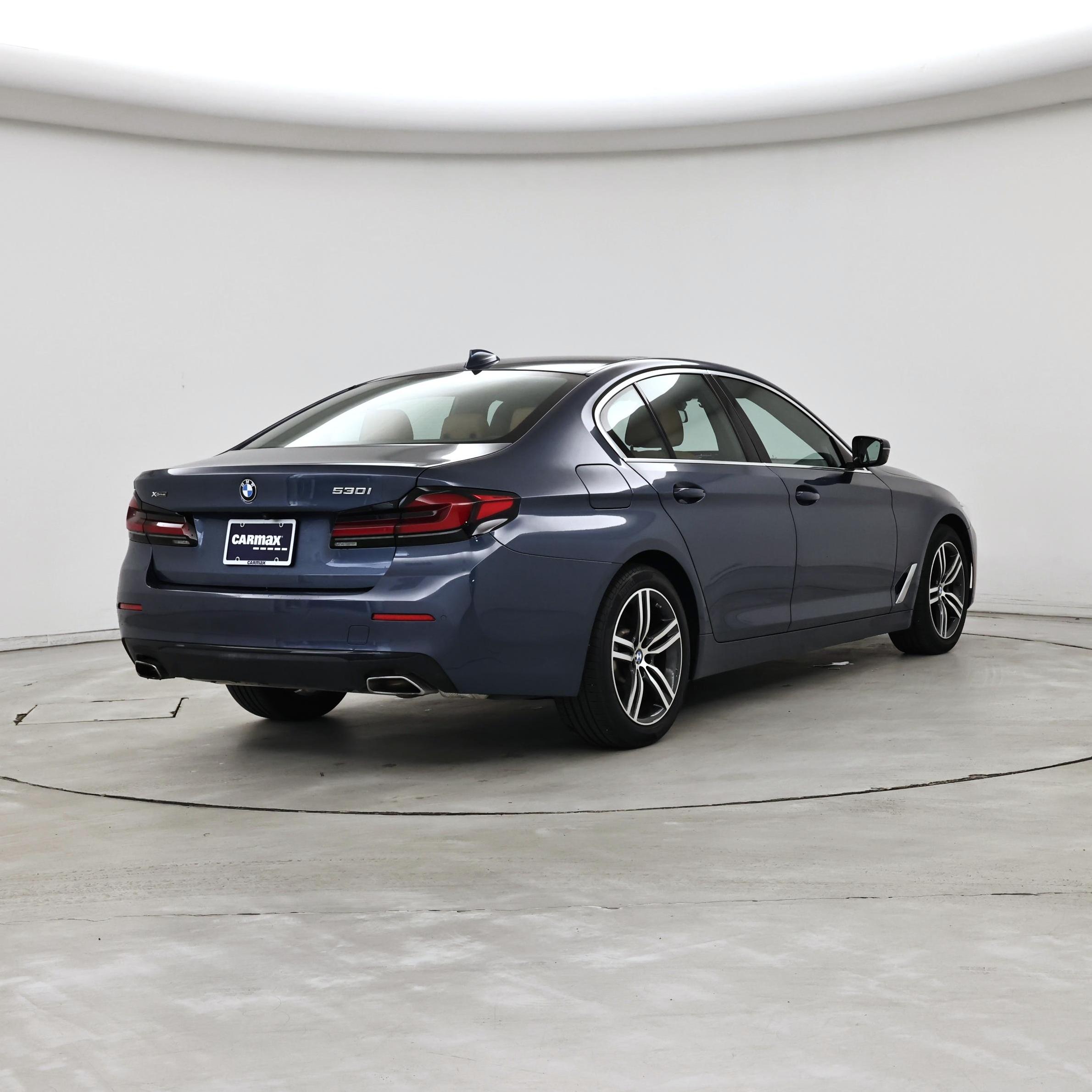 Thumbnail: 2023 BMW 5 Series - 8