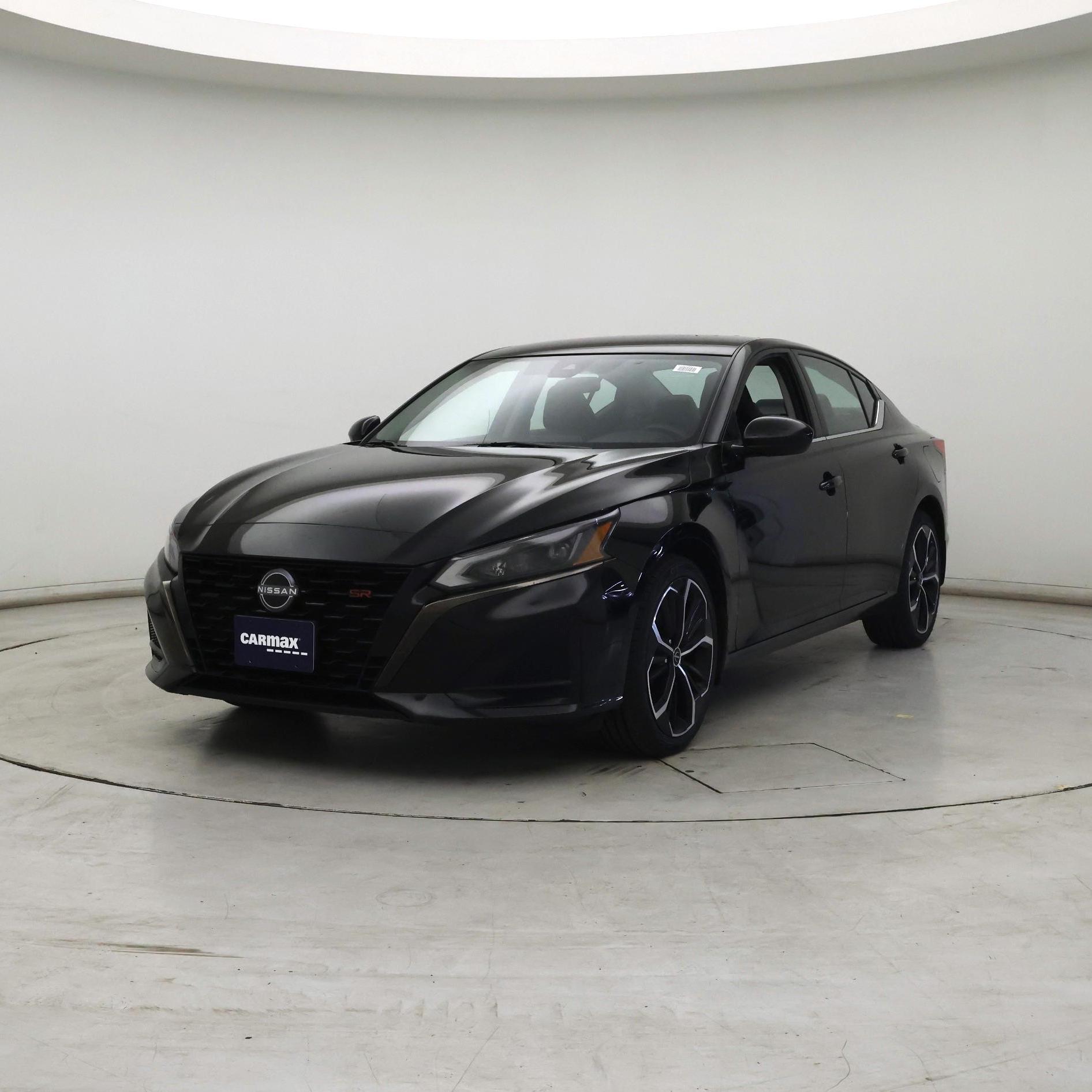 Thumbnail: 2023 Nissan Altima - 4