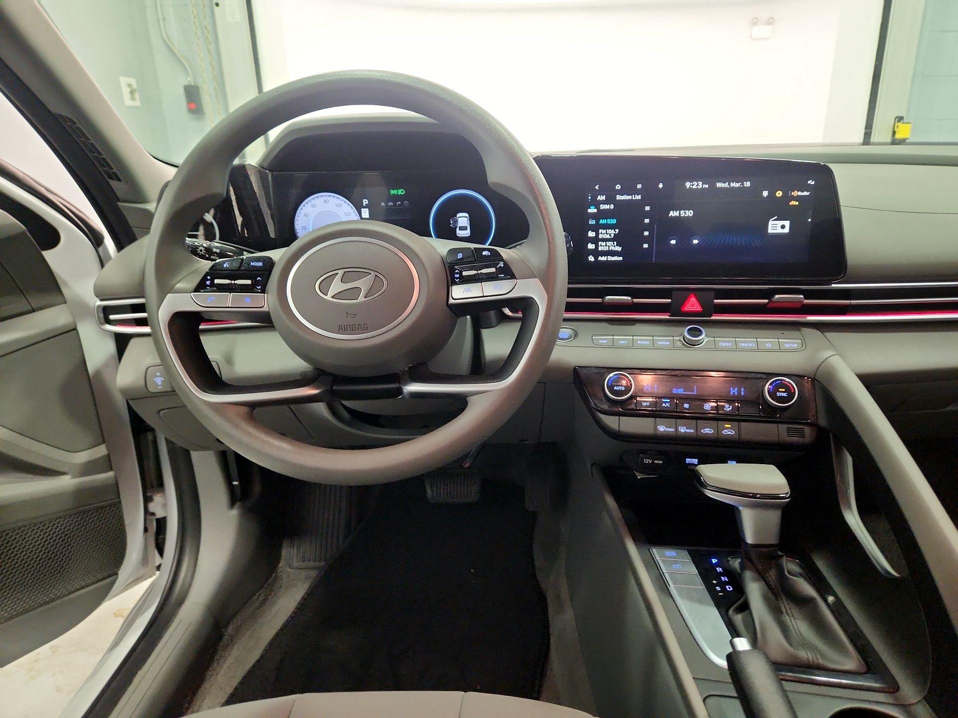 Thumbnail: 2024 Hyundai Elantra - 9