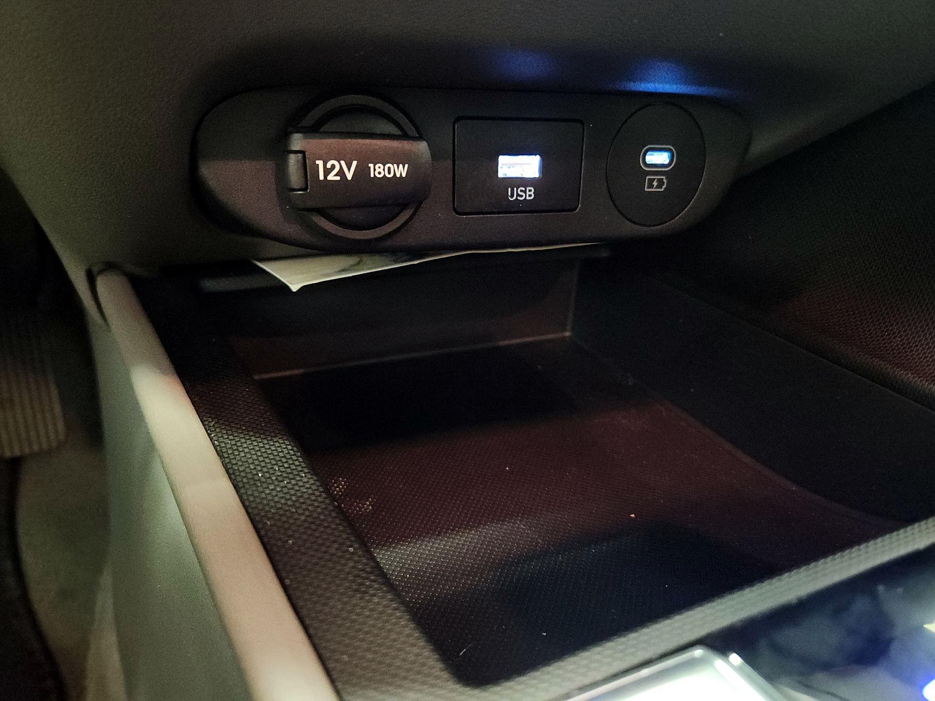 Thumbnail: 2024 Hyundai Elantra - 18