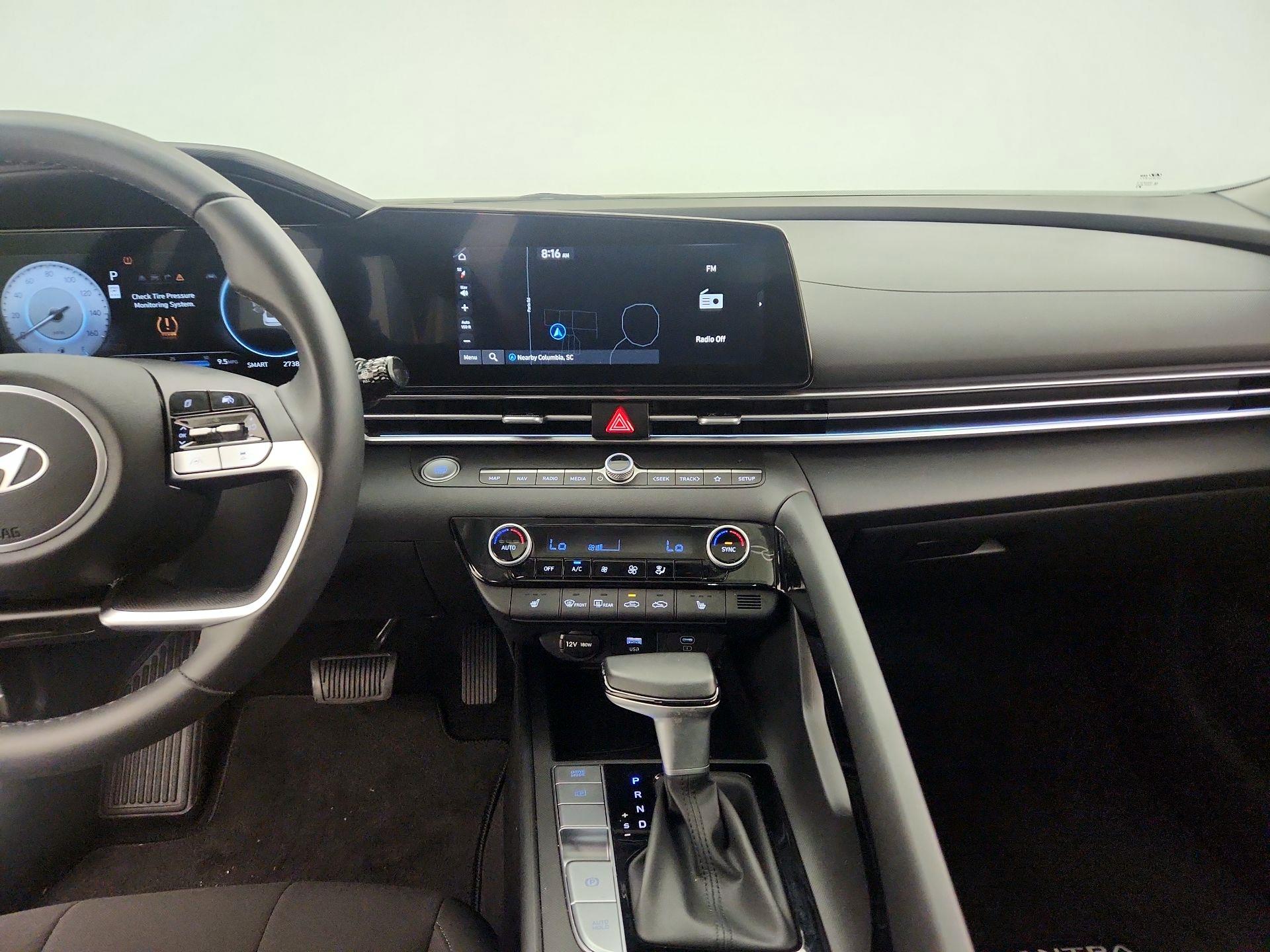 Thumbnail: 2024 Hyundai Elantra - 9