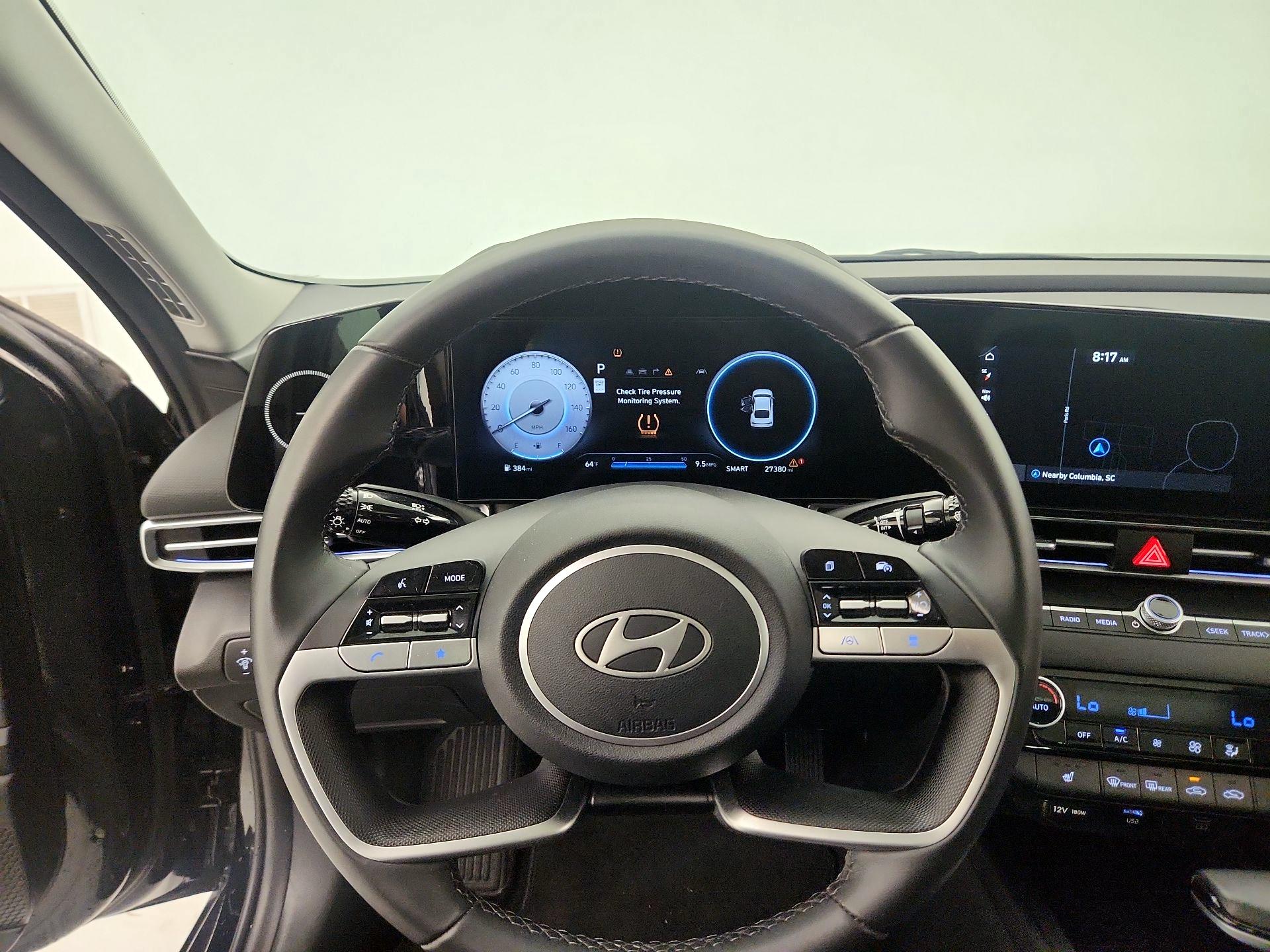 Thumbnail: 2024 Hyundai Elantra - 10