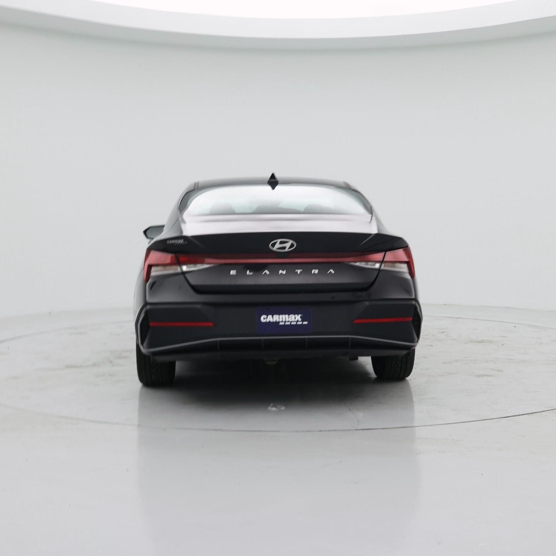 Thumbnail: 2024 Hyundai Elantra - 6