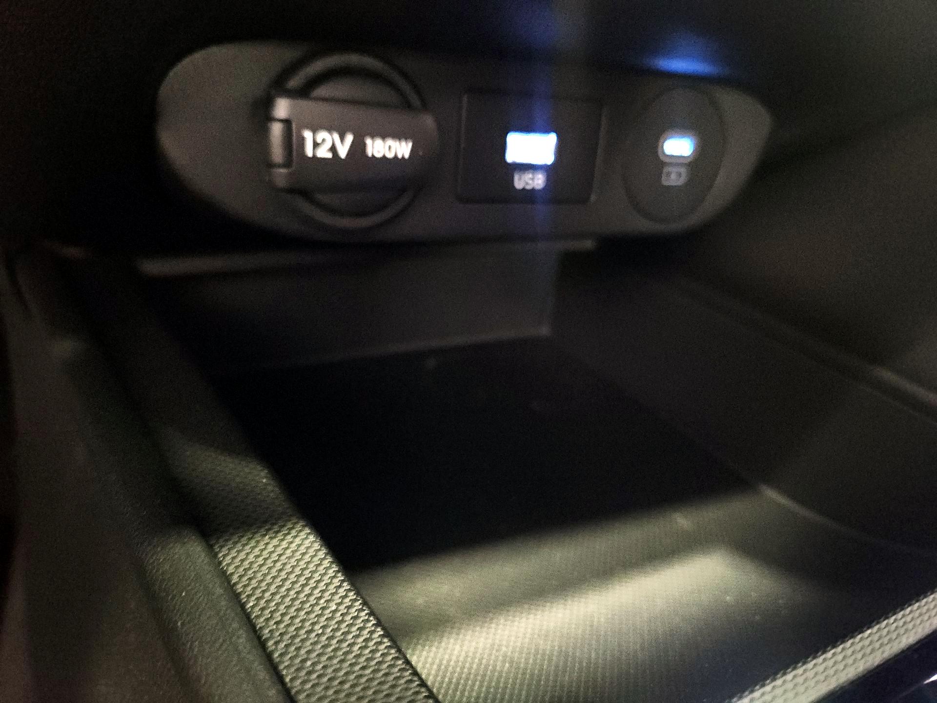 Thumbnail: 2024 Hyundai Elantra - 18