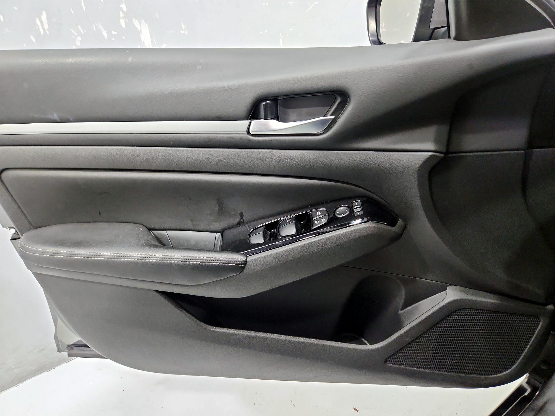 Thumbnail: 2023 Nissan Altima - 12