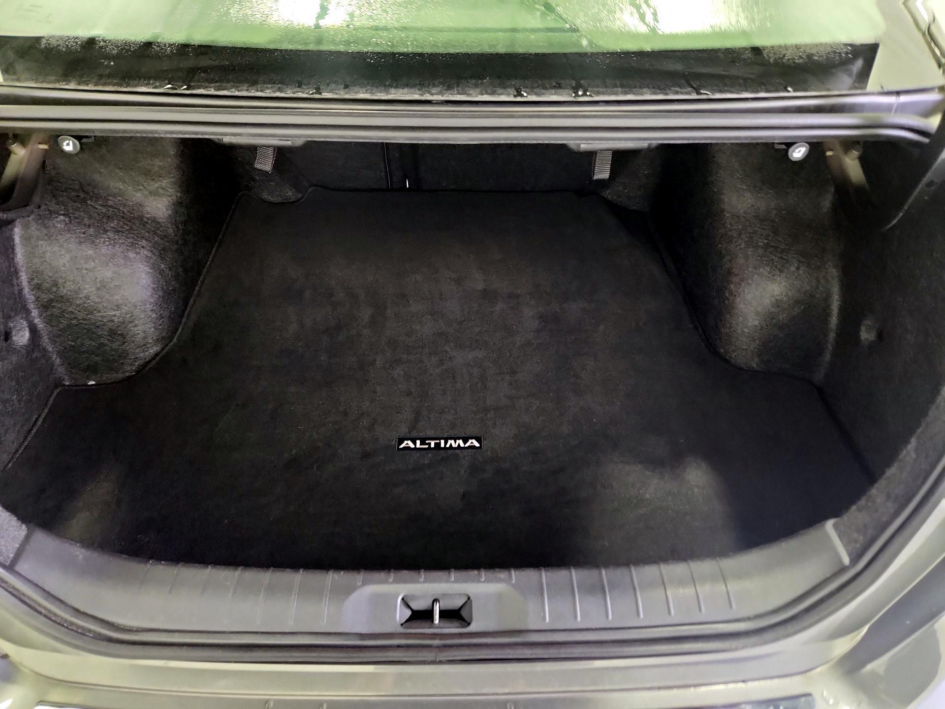 Thumbnail: 2023 Nissan Altima - 20