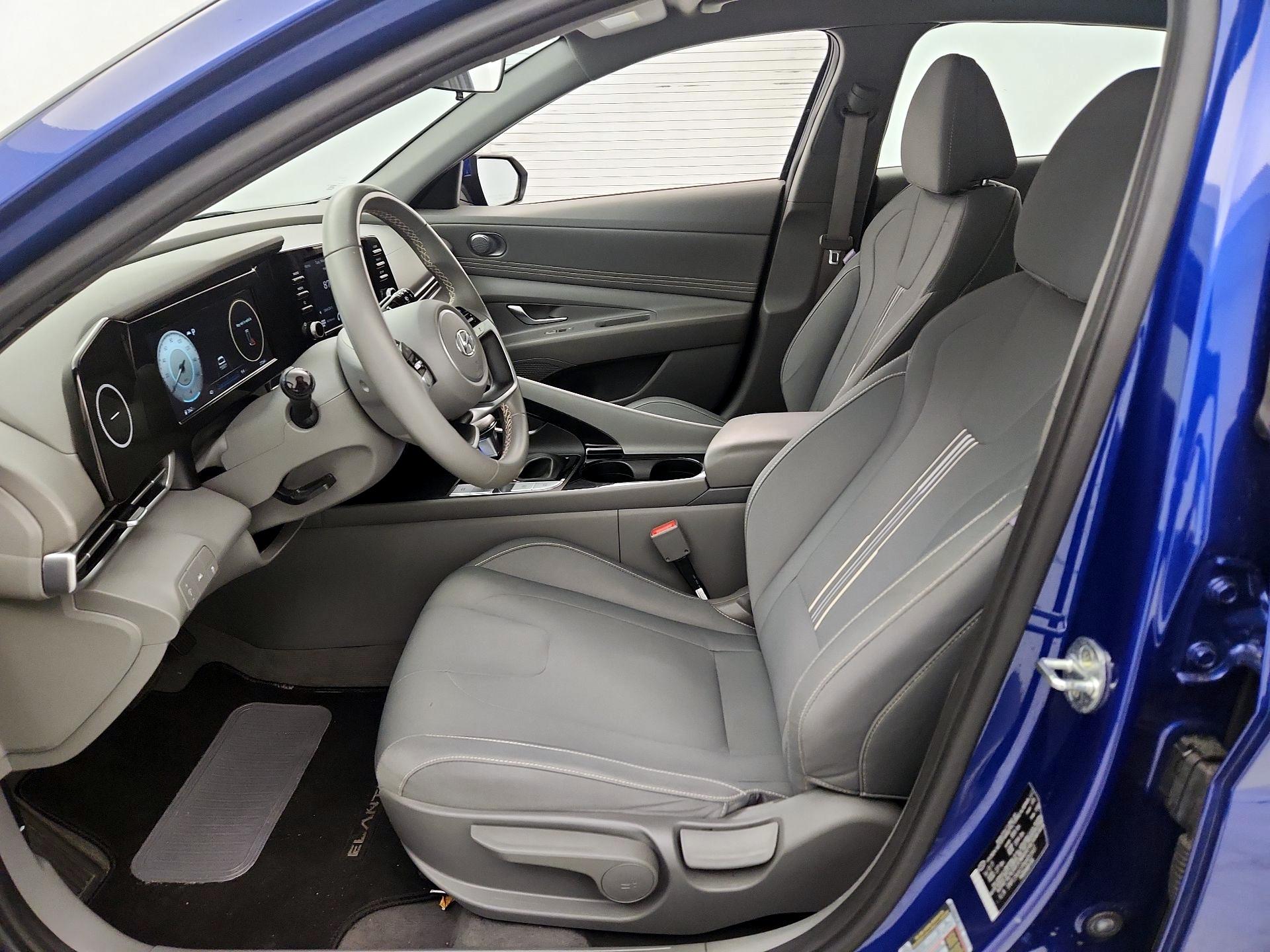 Thumbnail: 2022 Hyundai Elantra - 11