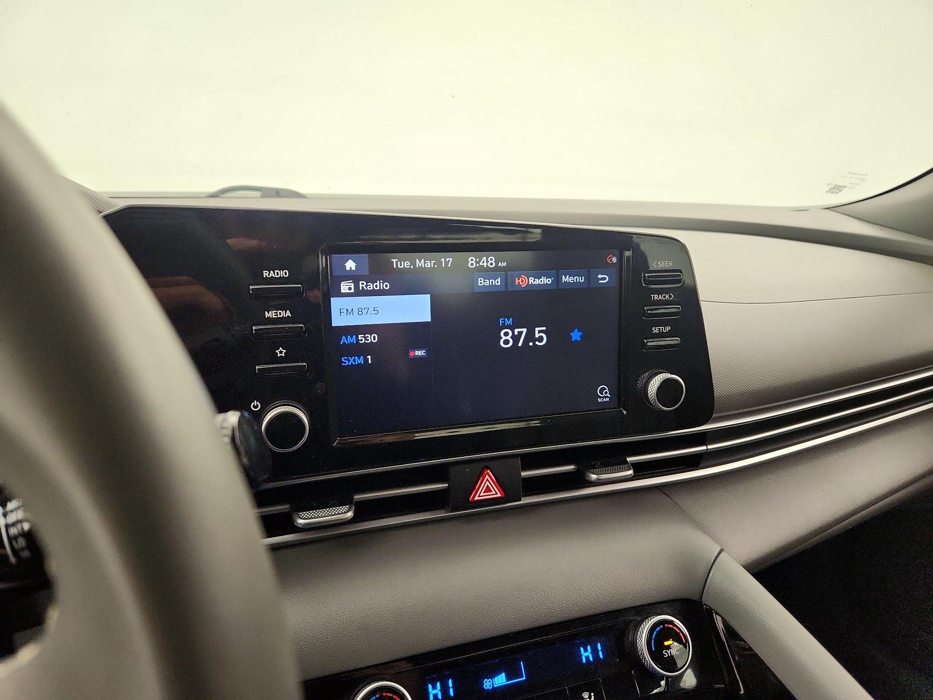 Thumbnail: 2022 Hyundai Elantra - 15