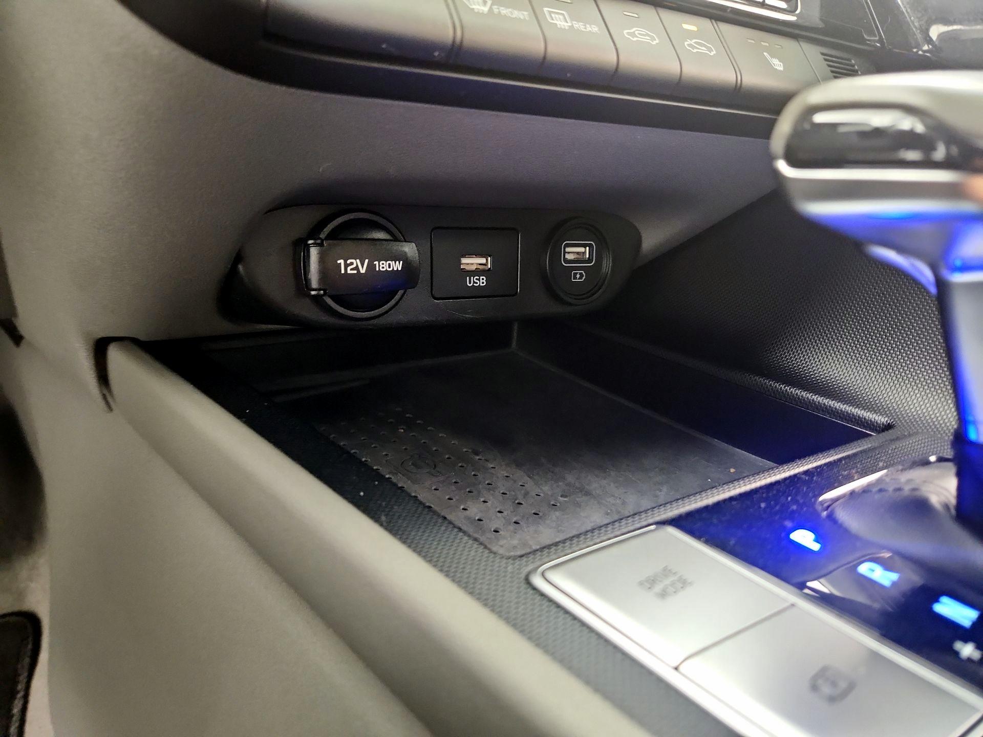 Thumbnail: 2022 Hyundai Elantra - 18