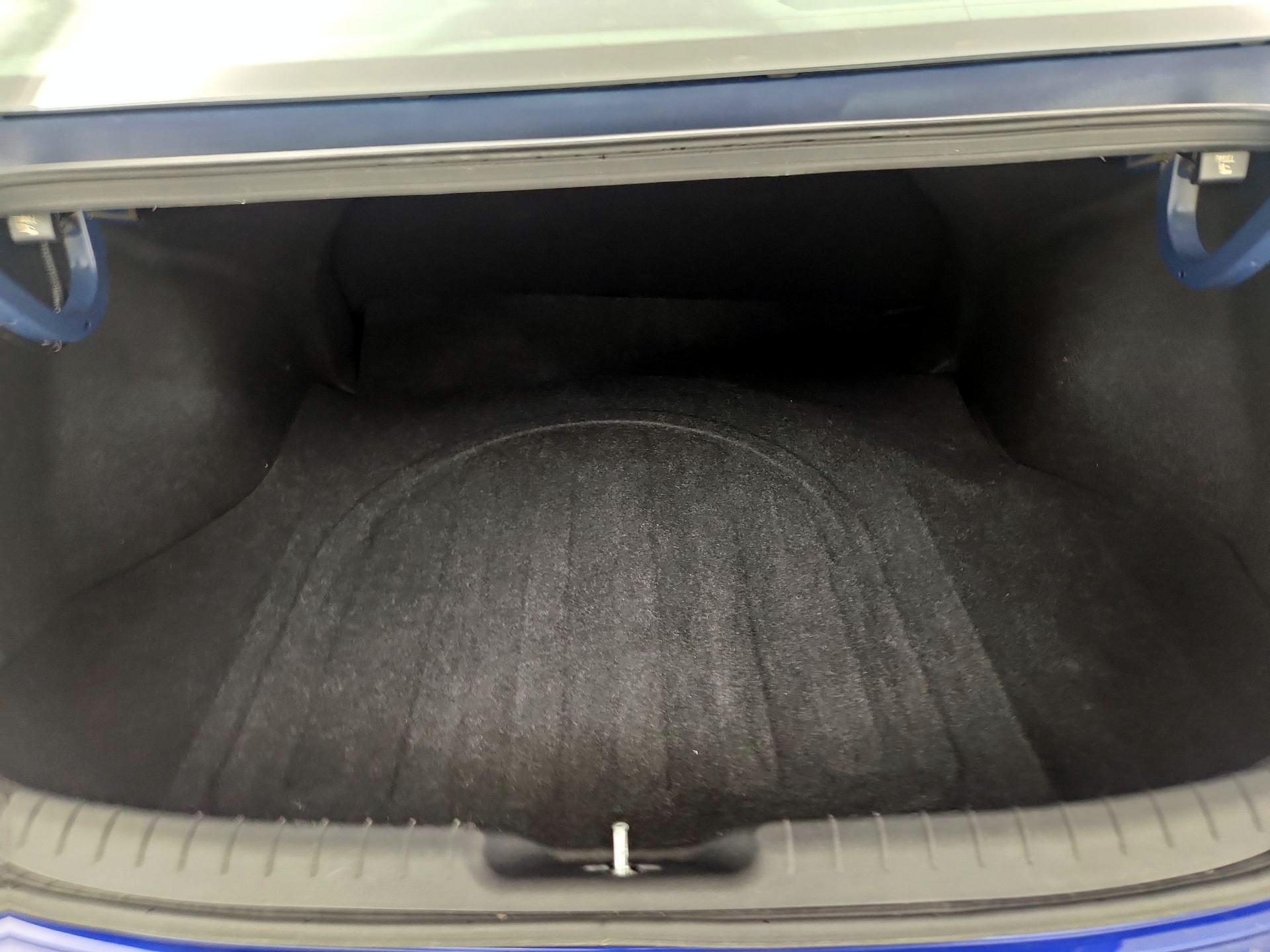 Thumbnail: 2022 Hyundai Elantra - 20