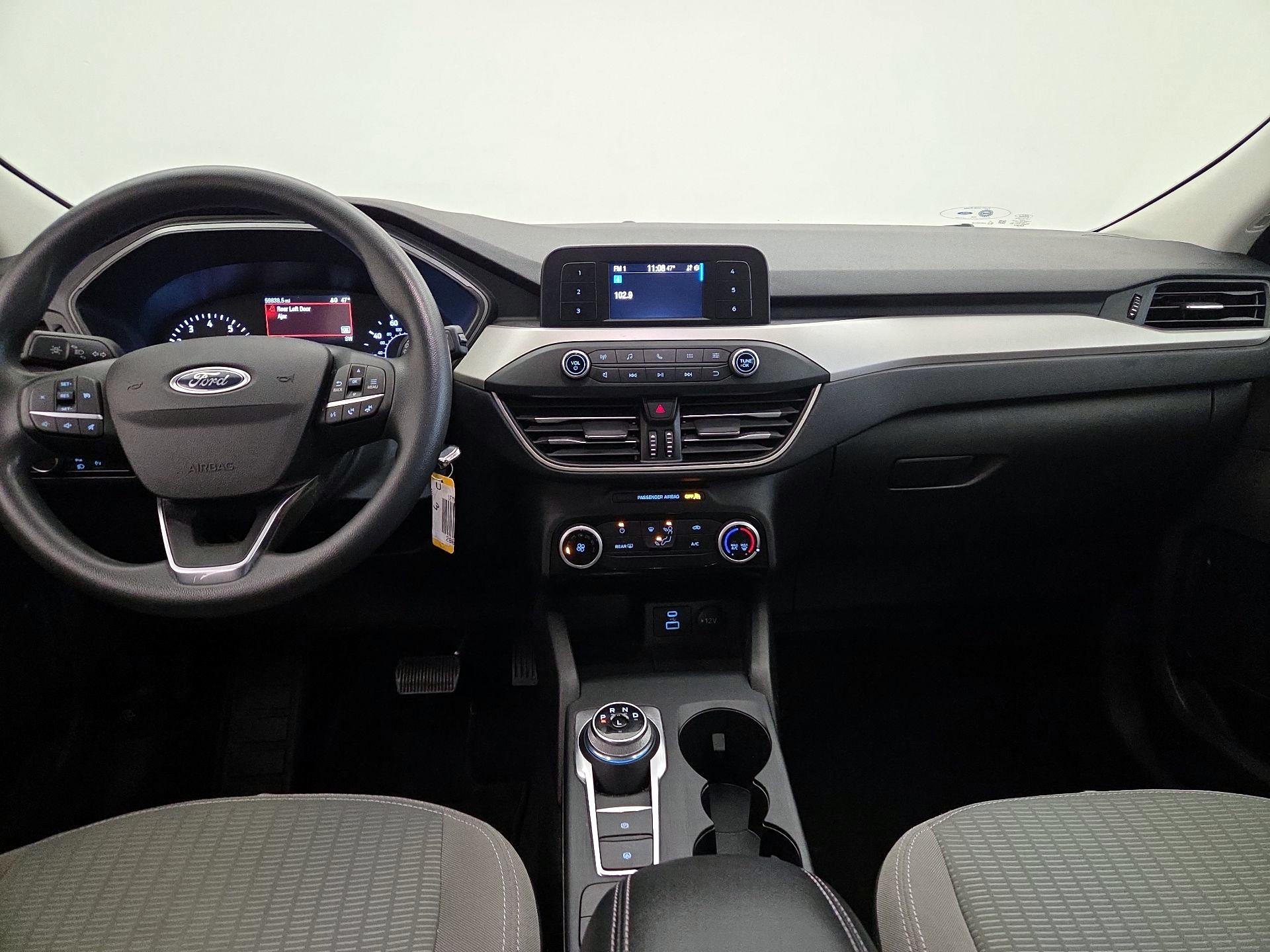 Thumbnail: 2022 Ford Escape - 9