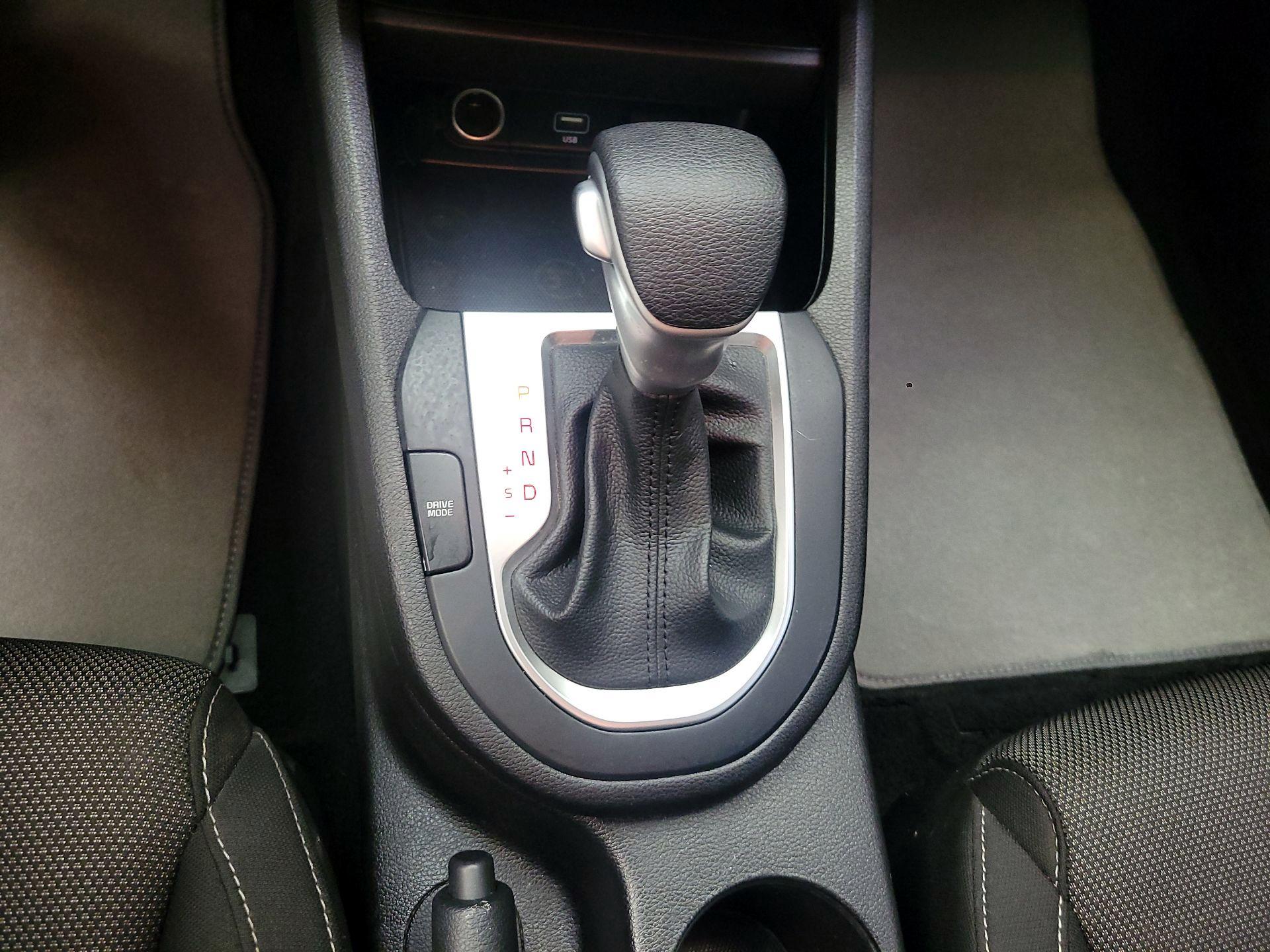 Thumbnail: 2023 Kia Forte - 15