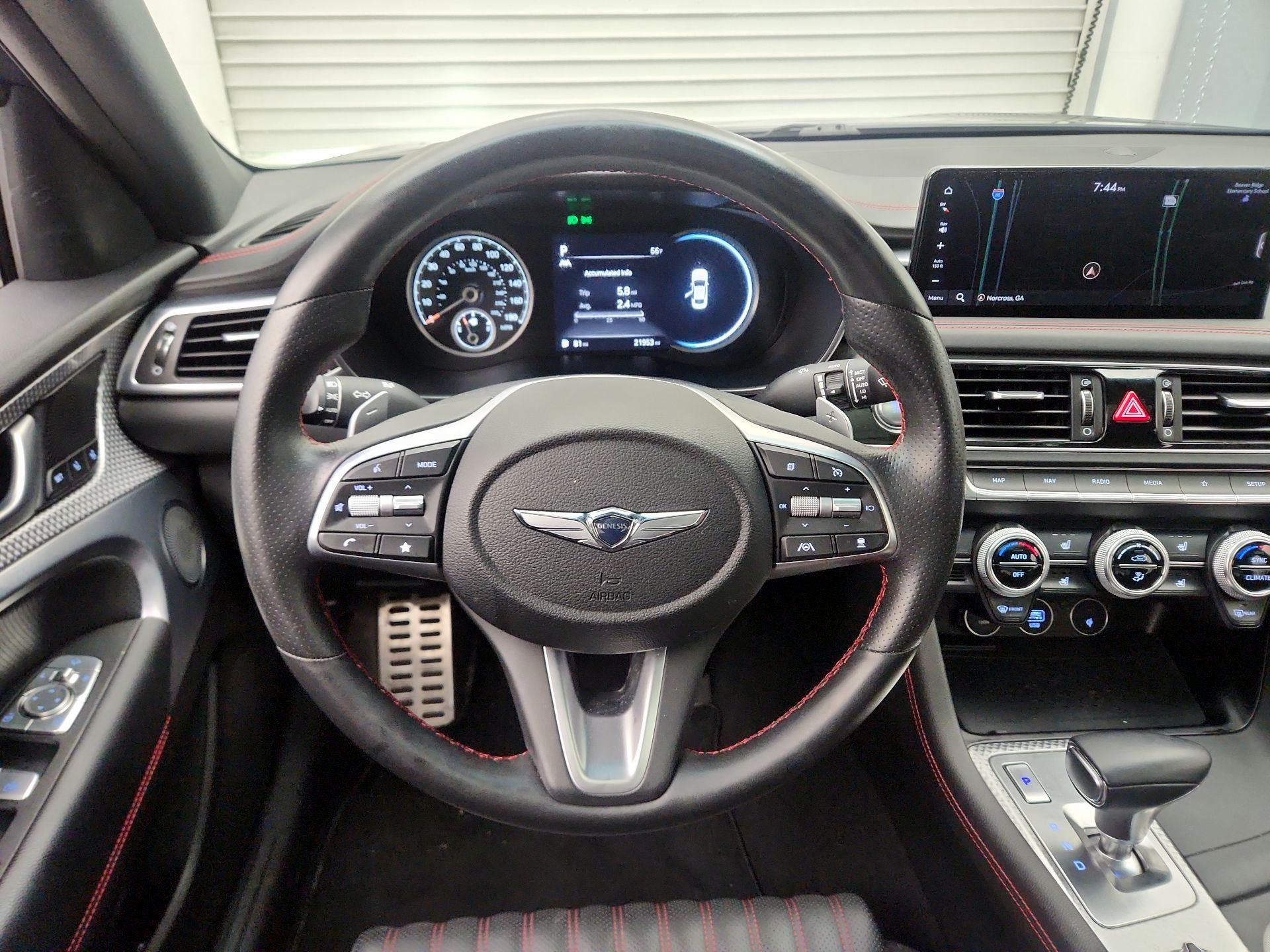 Thumbnail: 2023 Genesis G70 - 10