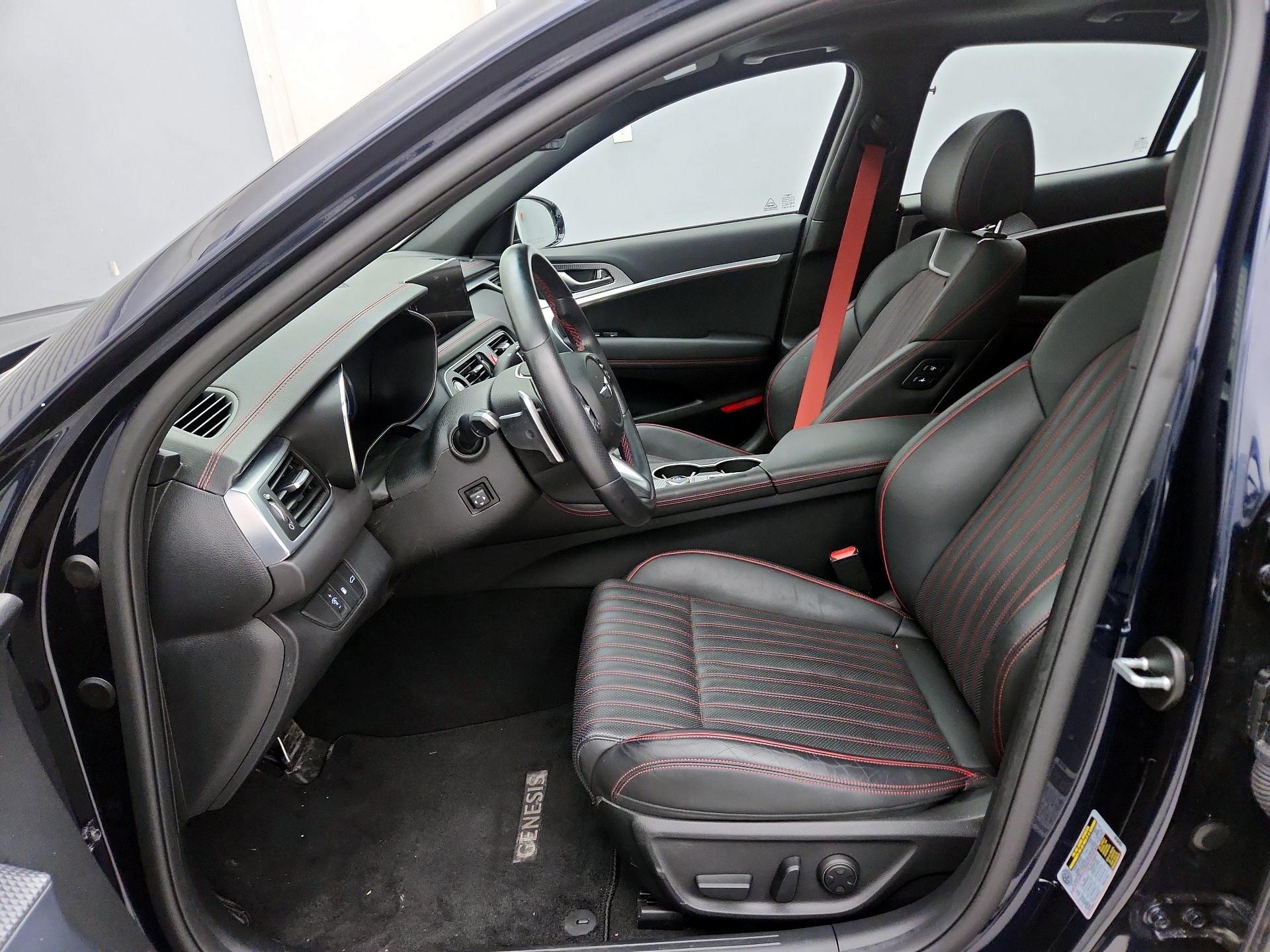 Thumbnail: 2023 Genesis G70 - 11