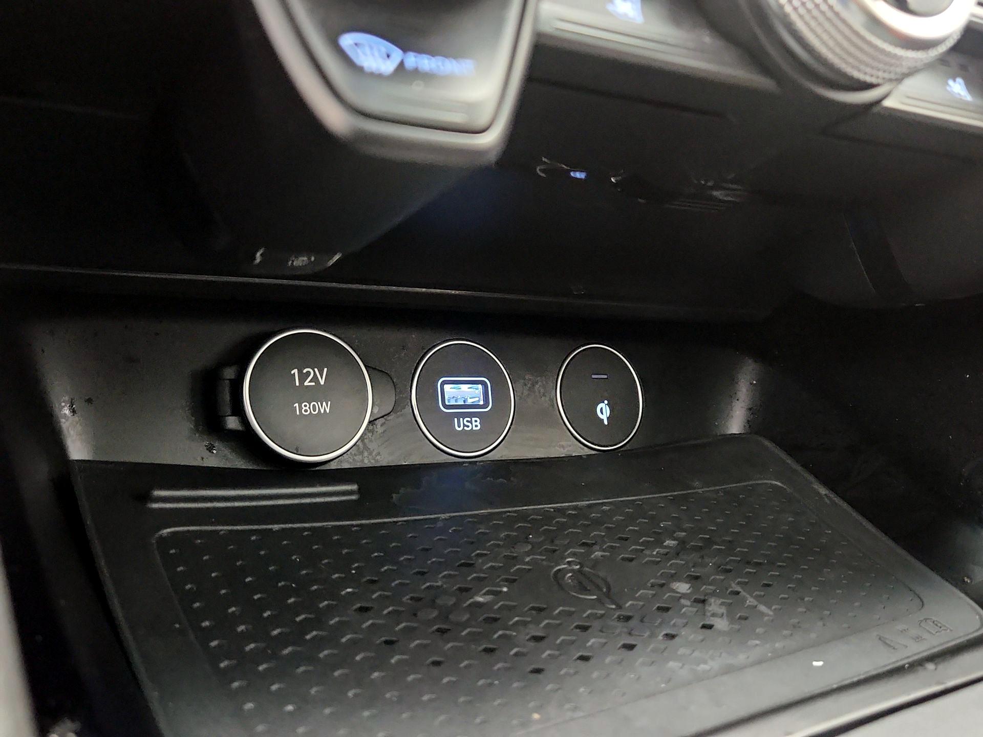 Thumbnail: 2023 Genesis G70 - 19