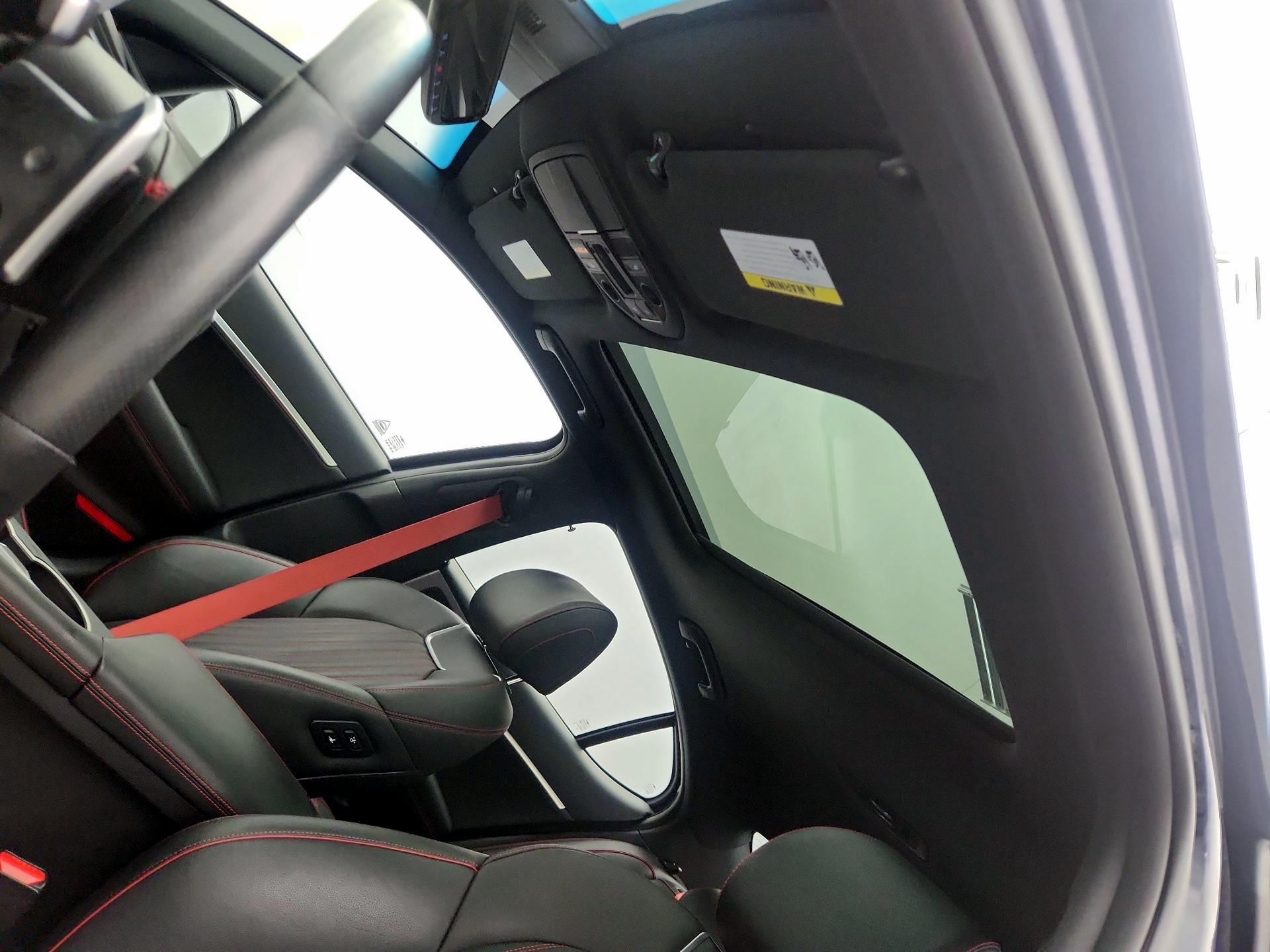 Thumbnail: 2023 Genesis G70 - 20