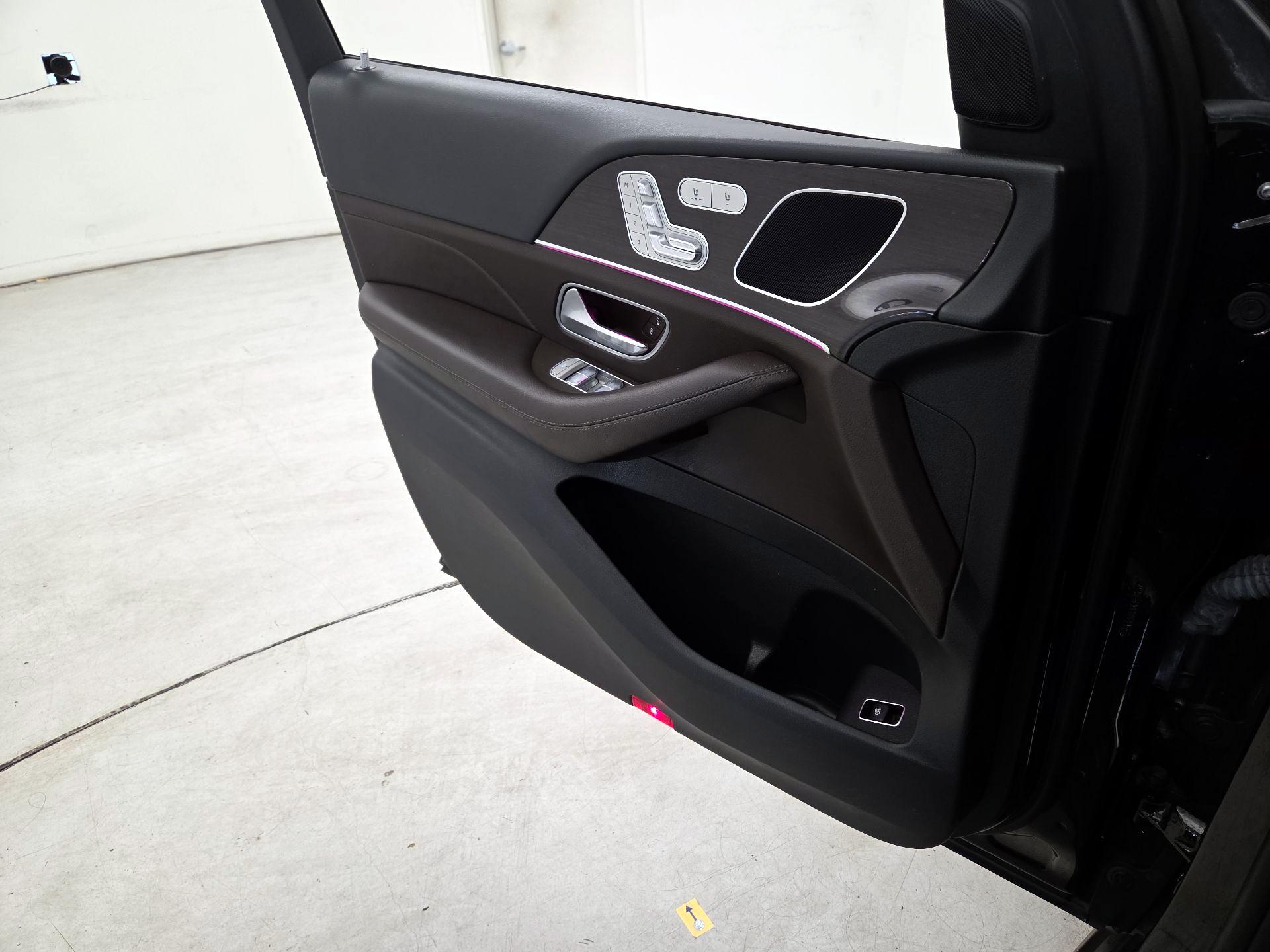 Thumbnail: 2021 Mercedes-Benz GLE - 12