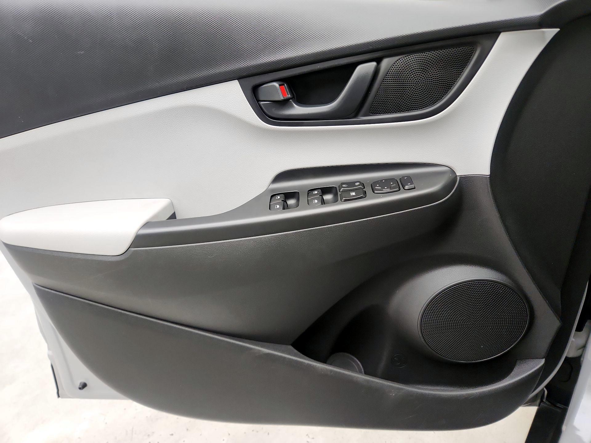 Thumbnail: 2023 Hyundai Kona - 12