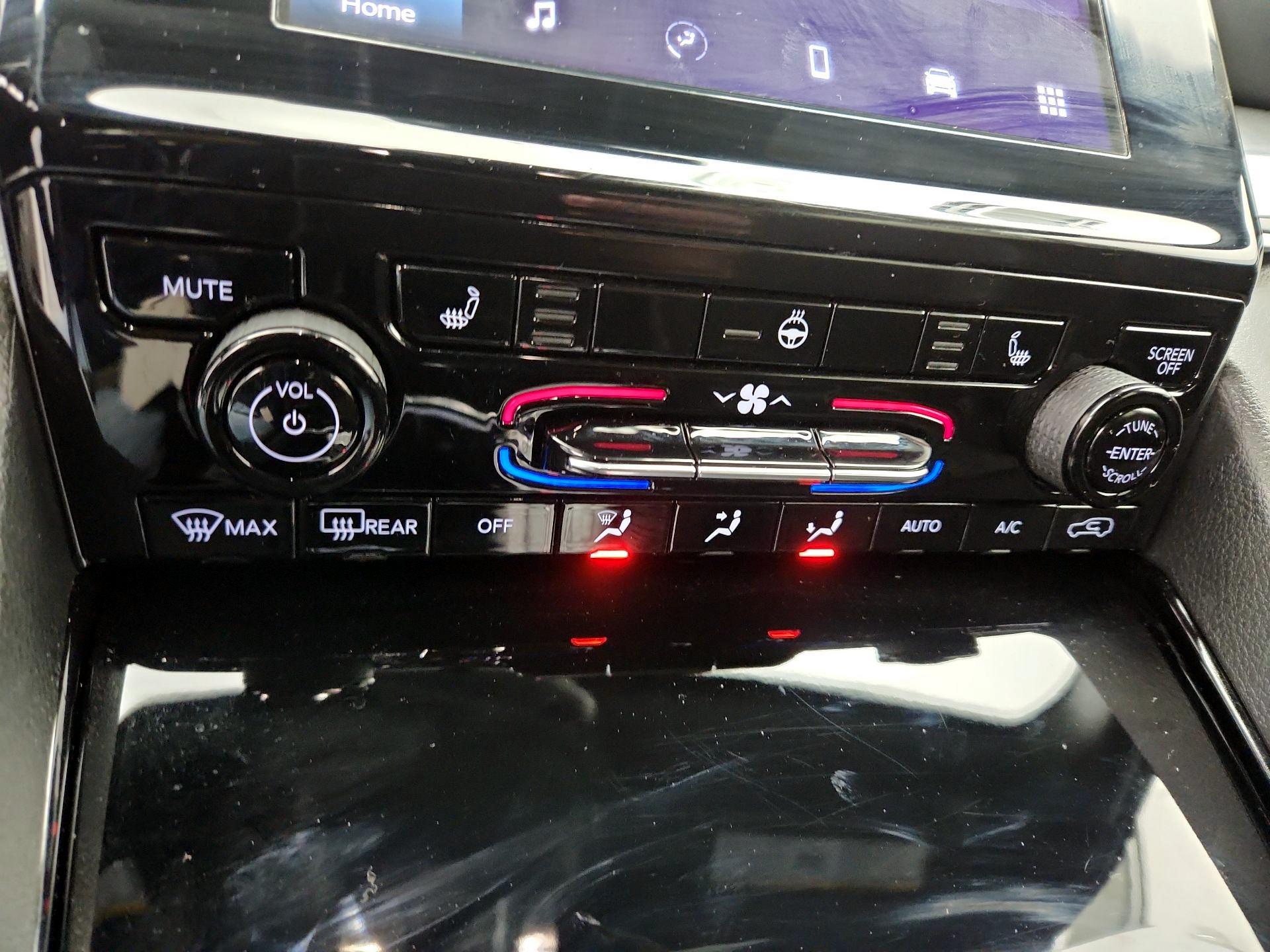 Thumbnail: 2023 Jeep Grand Cherokee - 16