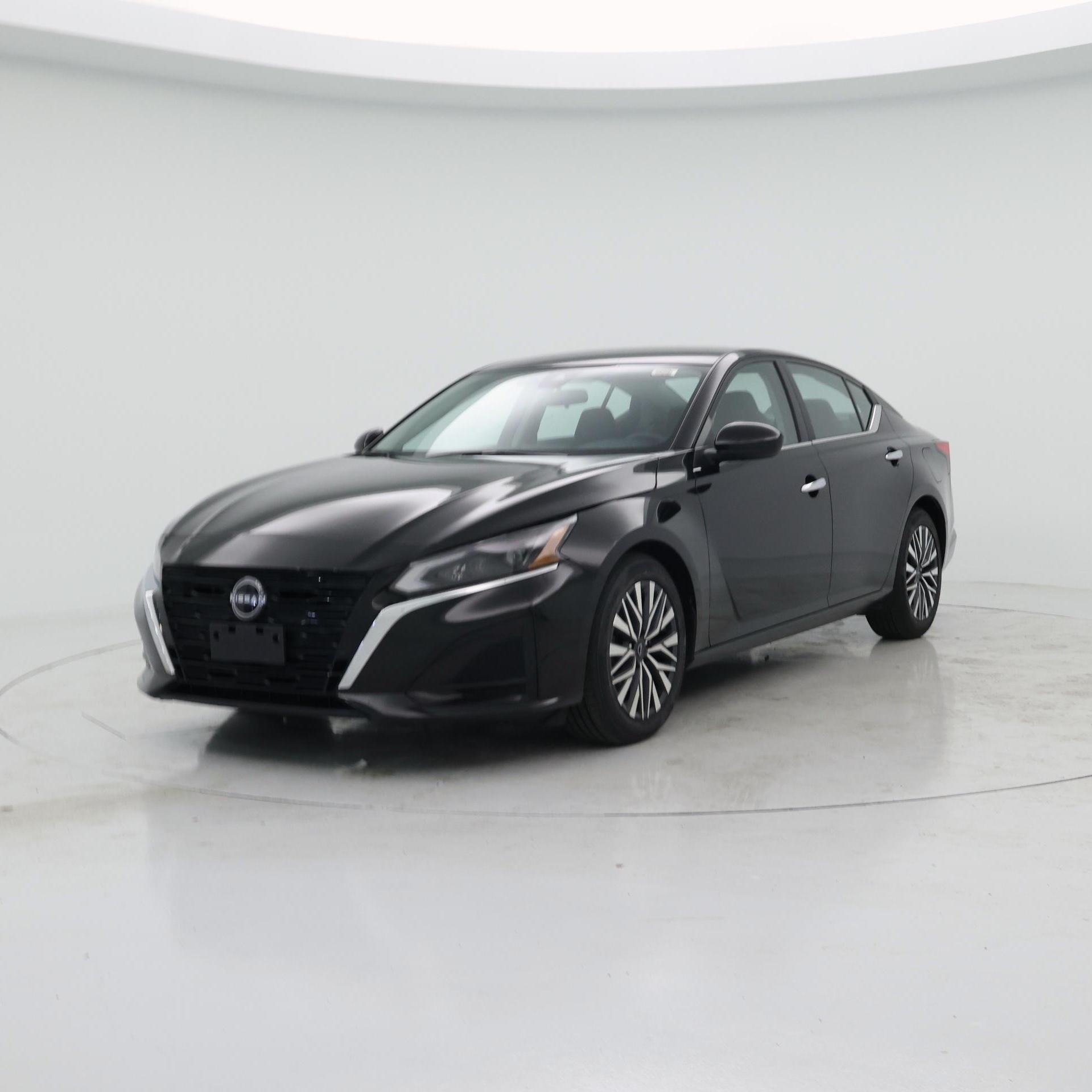 Thumbnail: 2023 Nissan Altima - 4