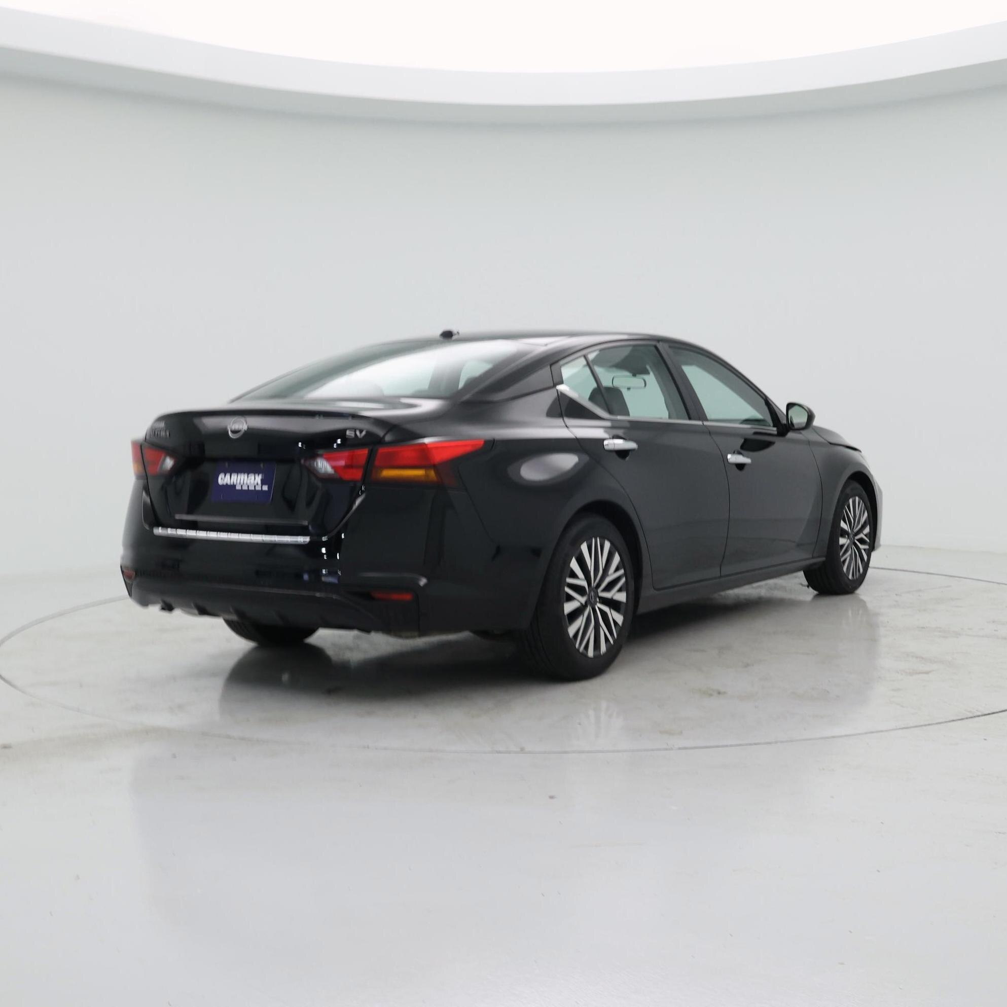 Thumbnail: 2023 Nissan Altima - 8