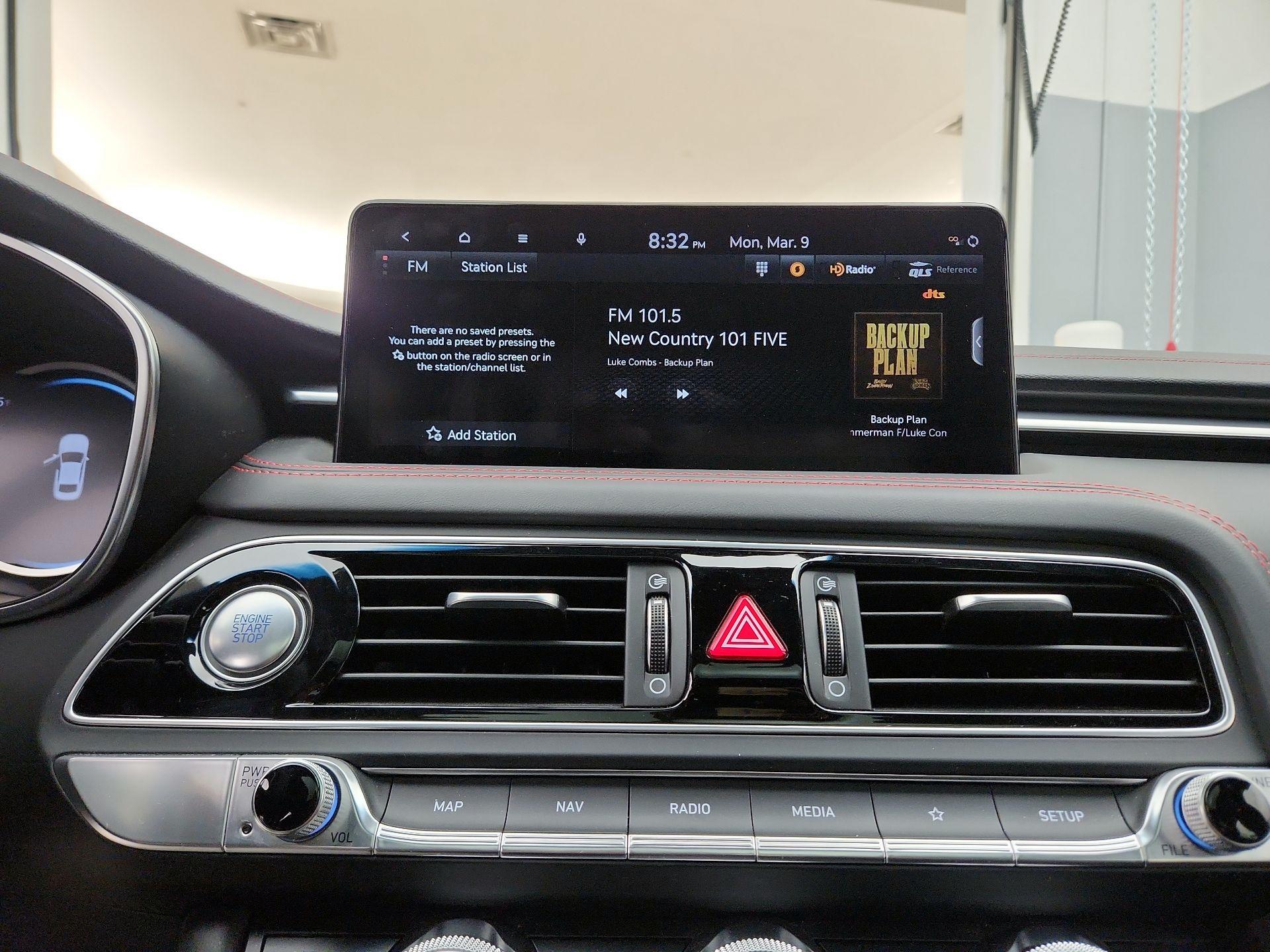 Thumbnail: 2023 Genesis G70 - 16