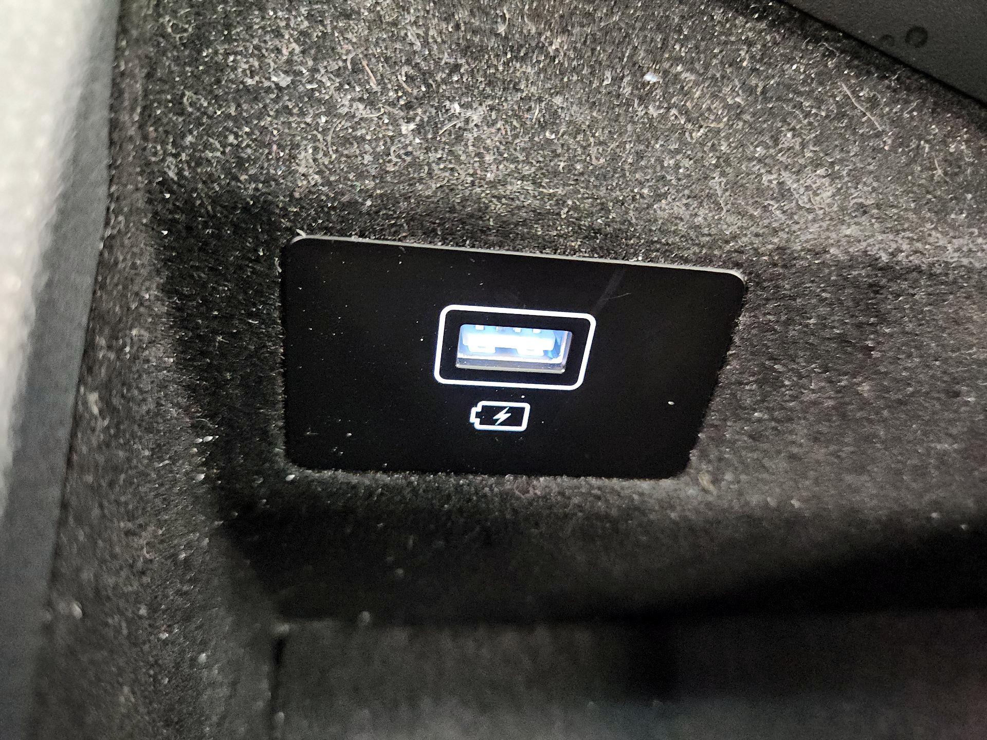 Thumbnail: 2023 Genesis G70 - 19