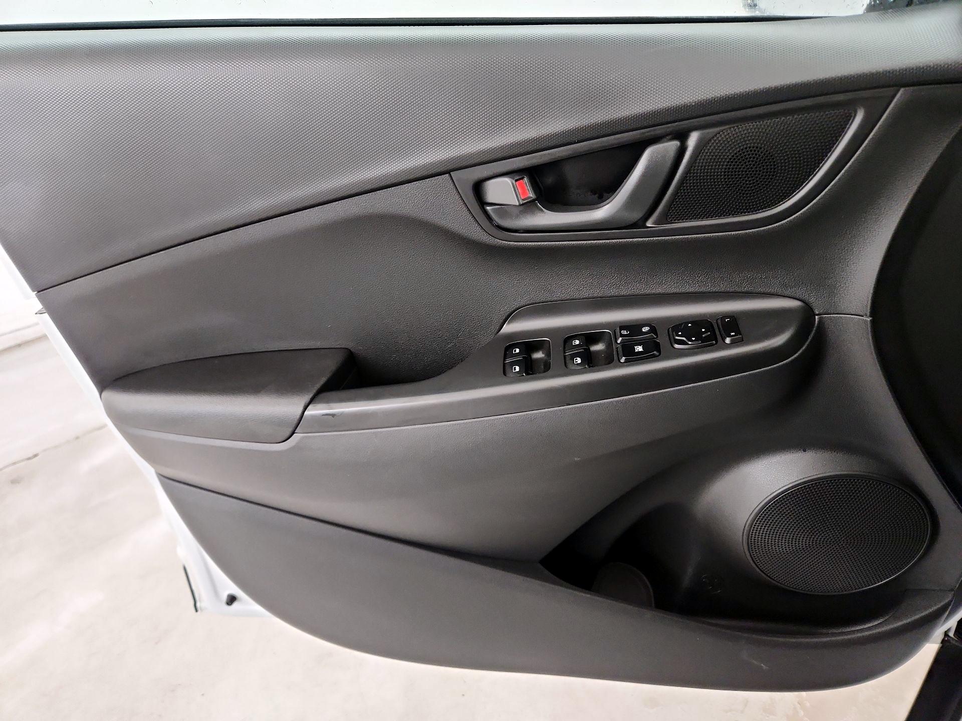 Thumbnail: 2023 Hyundai Kona - 12