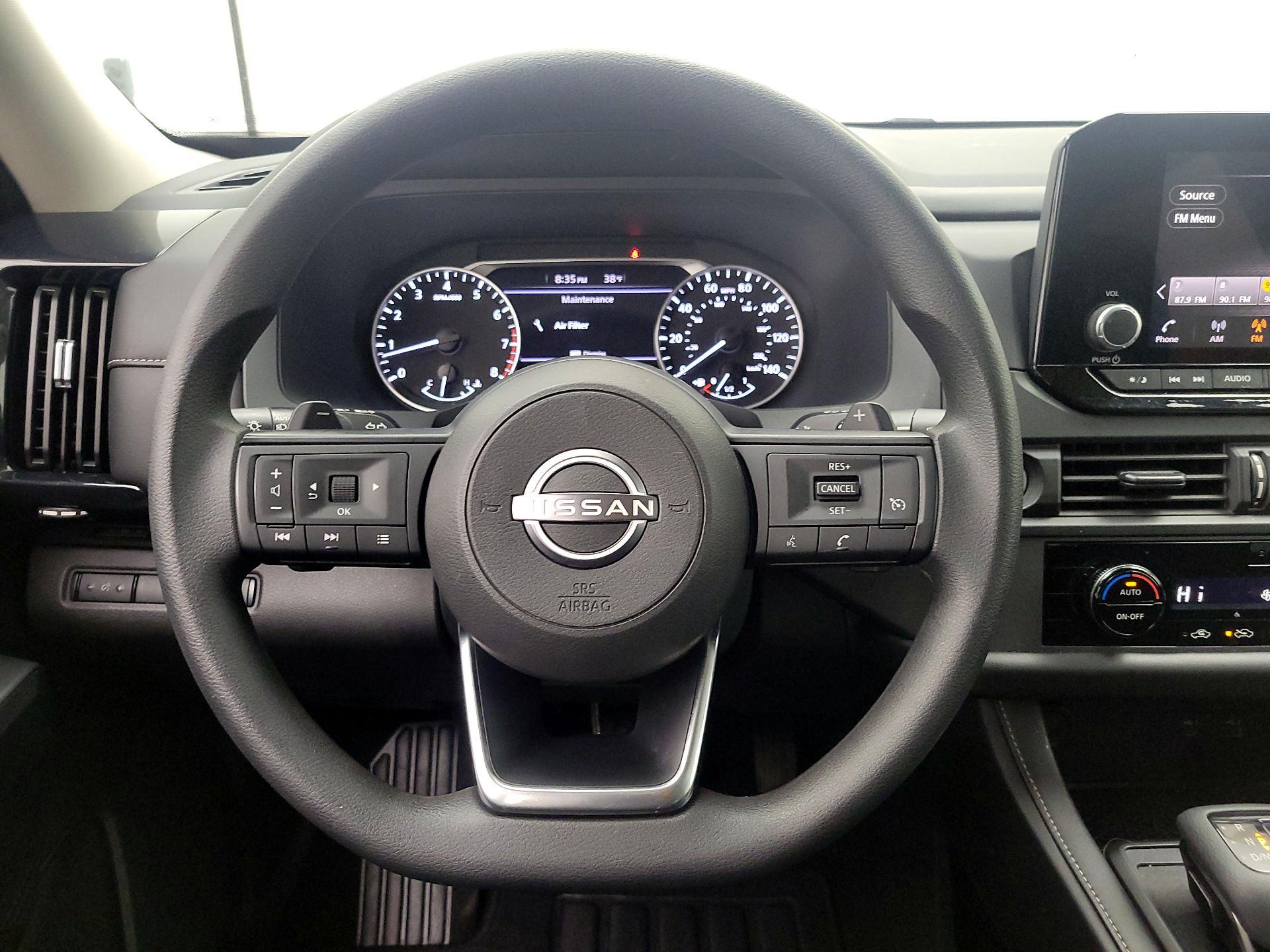 Thumbnail: 2023 Nissan Pathfinder - 10