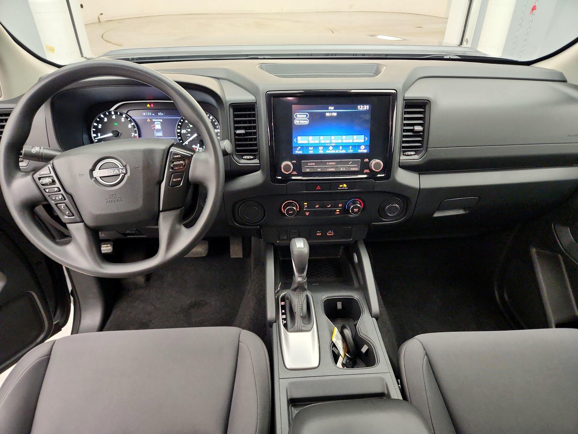 Thumbnail: 2022 Nissan Frontier - 9