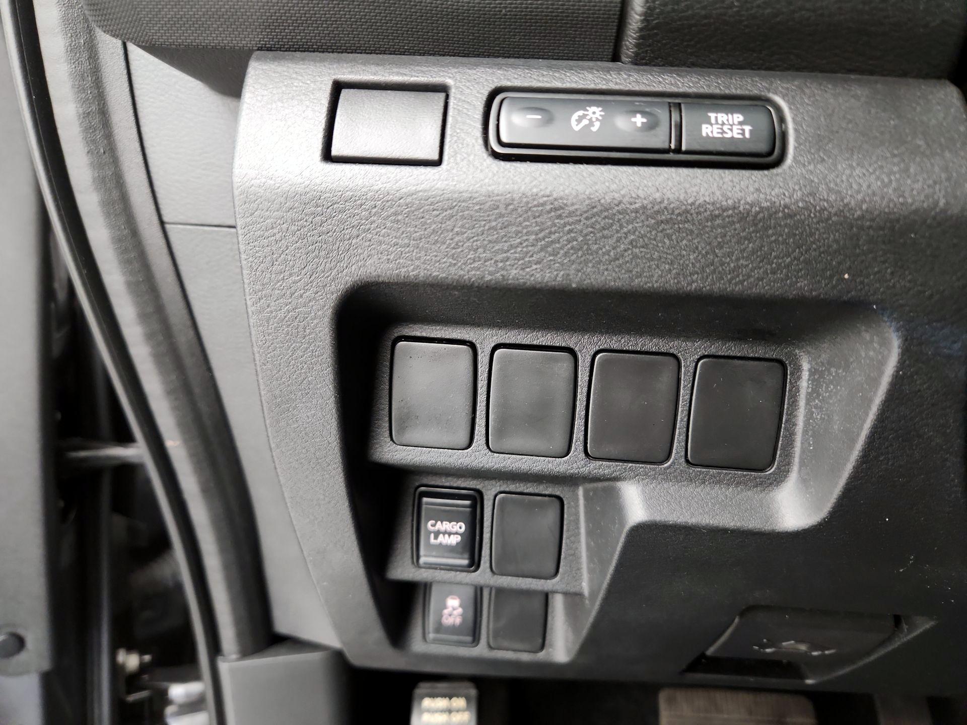 Thumbnail: 2022 Nissan Frontier - 13