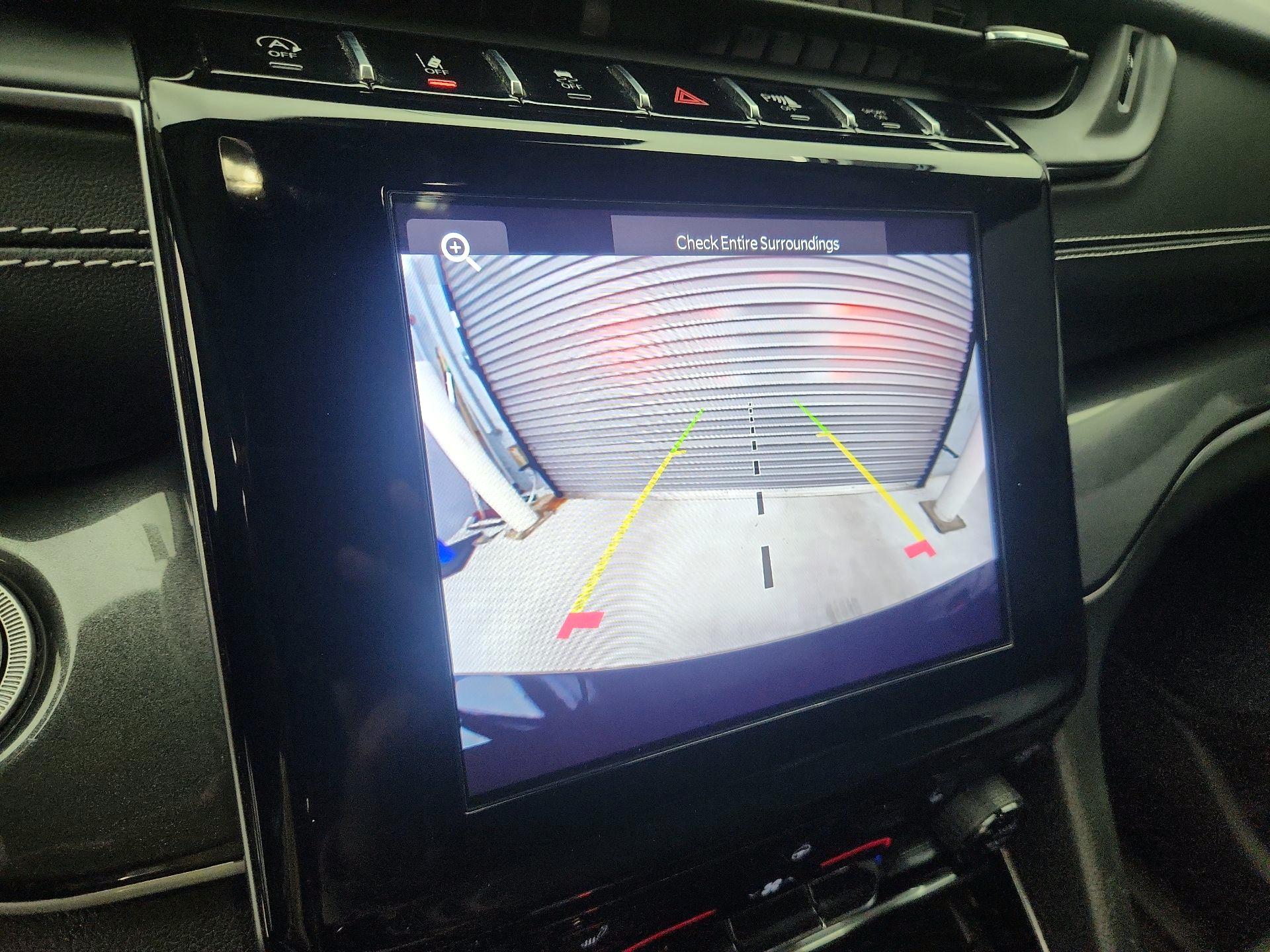 Thumbnail: 2023 Jeep Grand Cherokee - 14