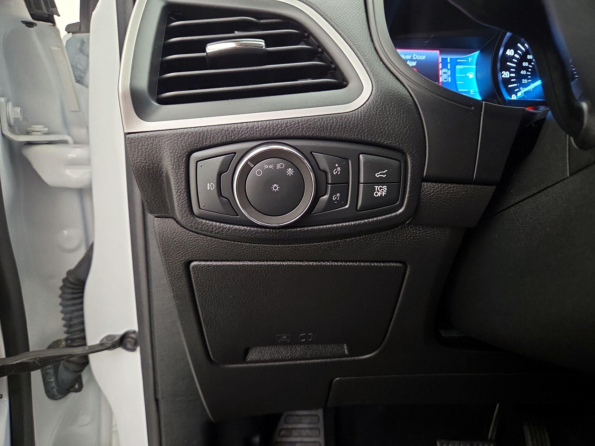 Thumbnail: 2022 Ford Edge - 13