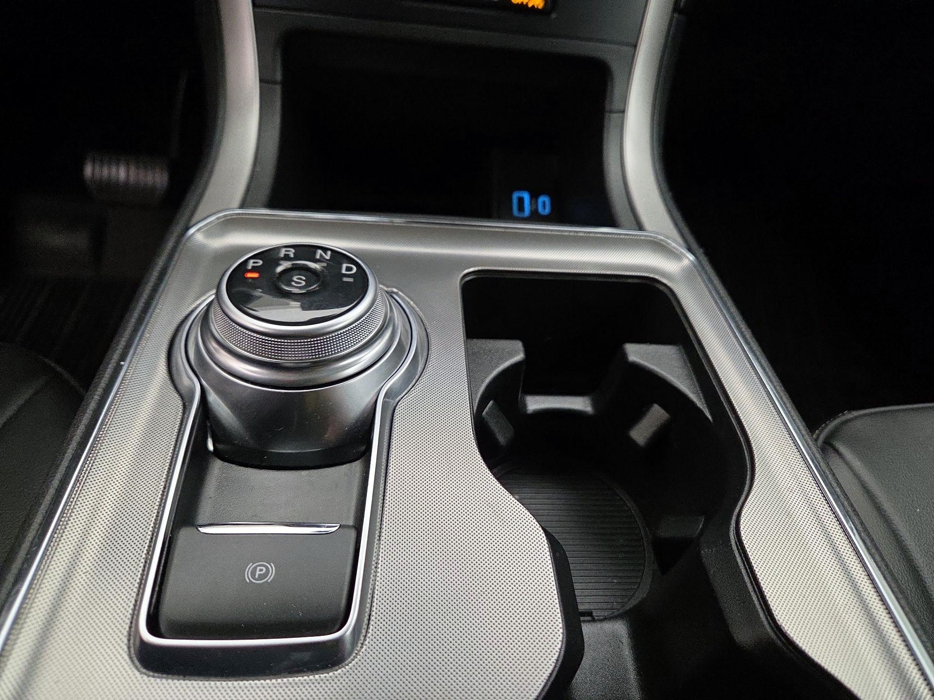 Thumbnail: 2022 Ford Edge - 17