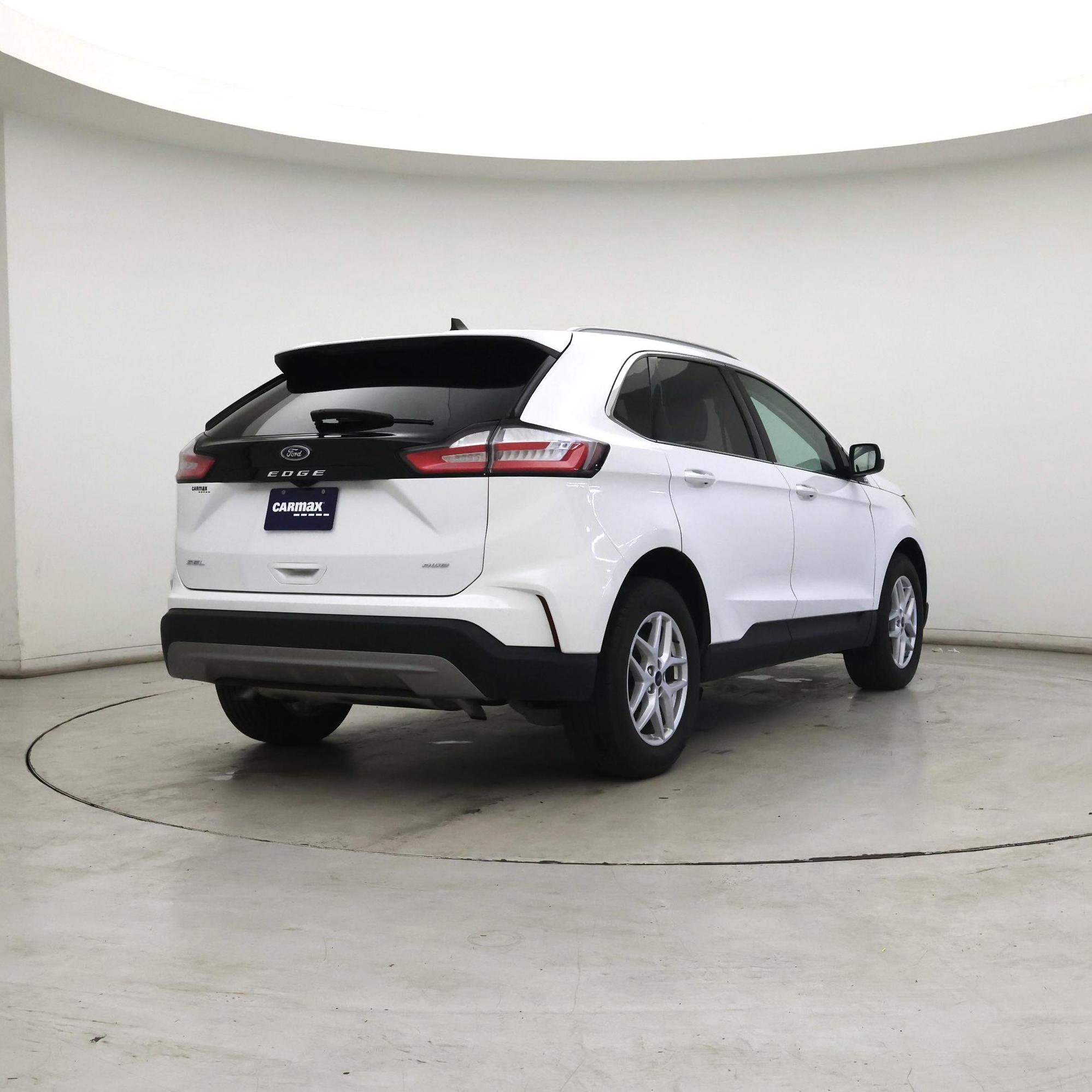 Thumbnail: 2022 Ford Edge - 8