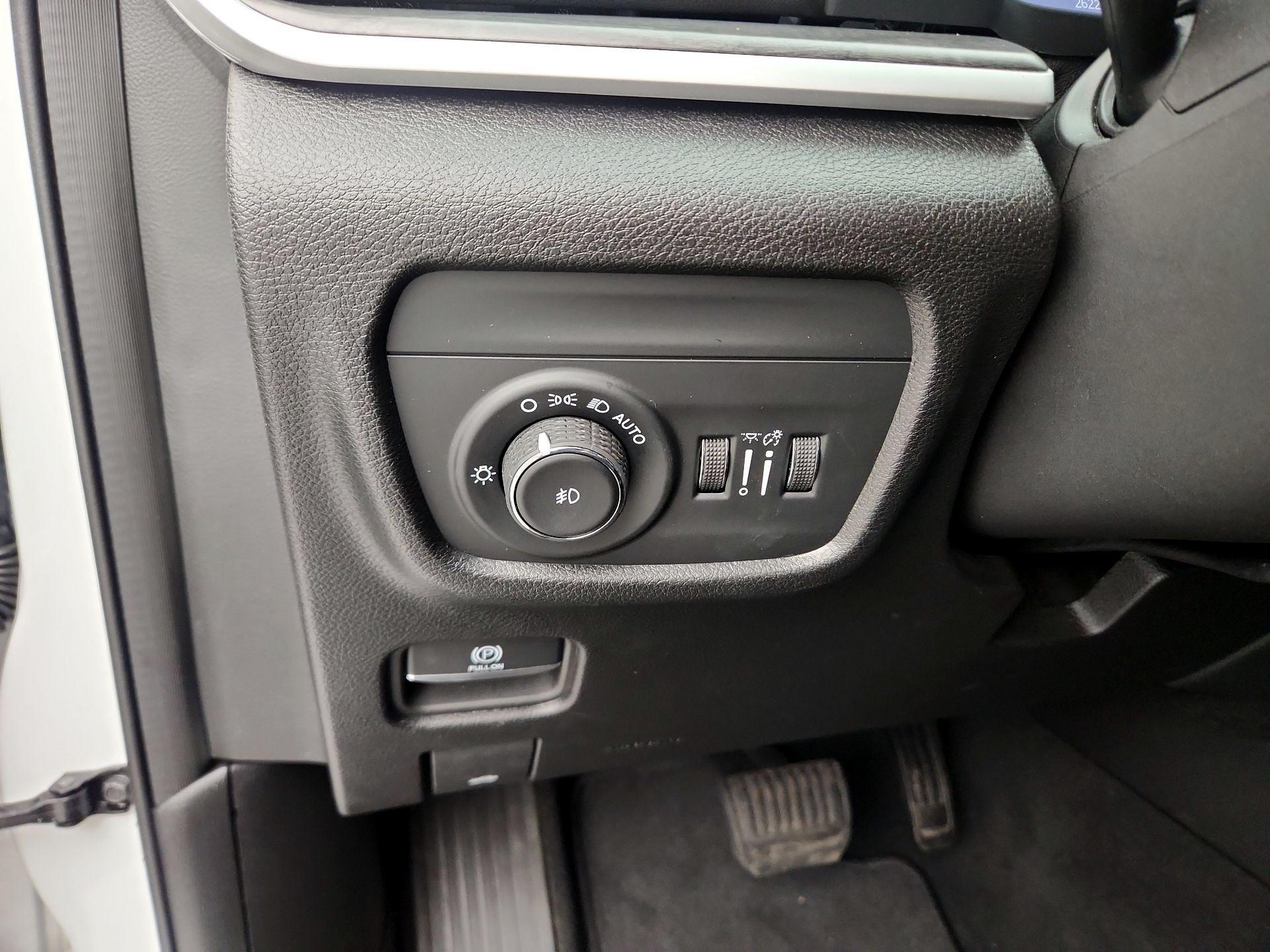 Thumbnail: 2023 Jeep Grand Cherokee - 13