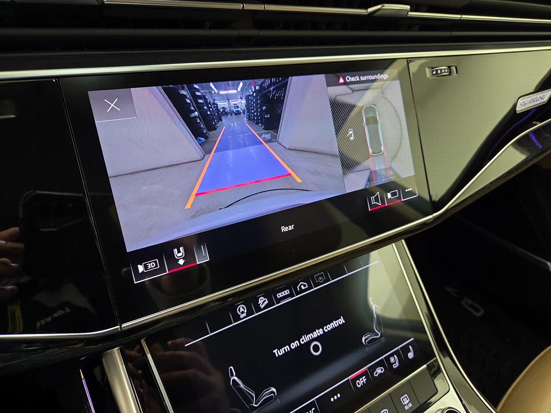 Thumbnail: 2022 Audi Q7 - 14