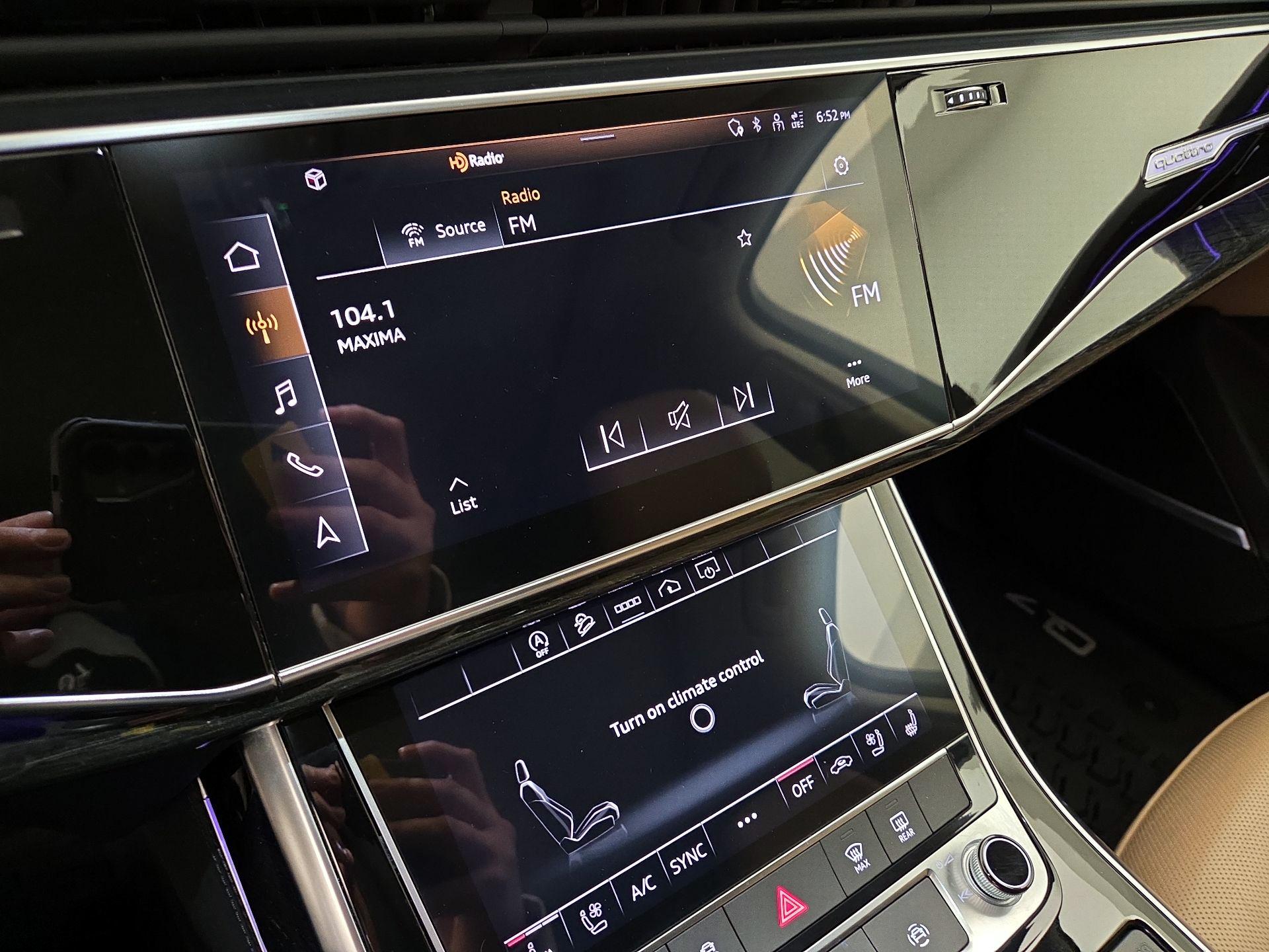 Thumbnail: 2022 Audi Q7 - 15