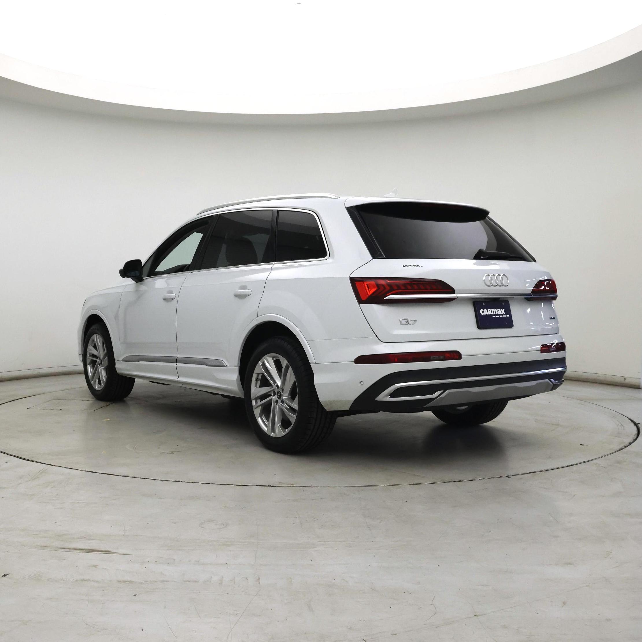 Thumbnail: 2022 Audi Q7 - 2